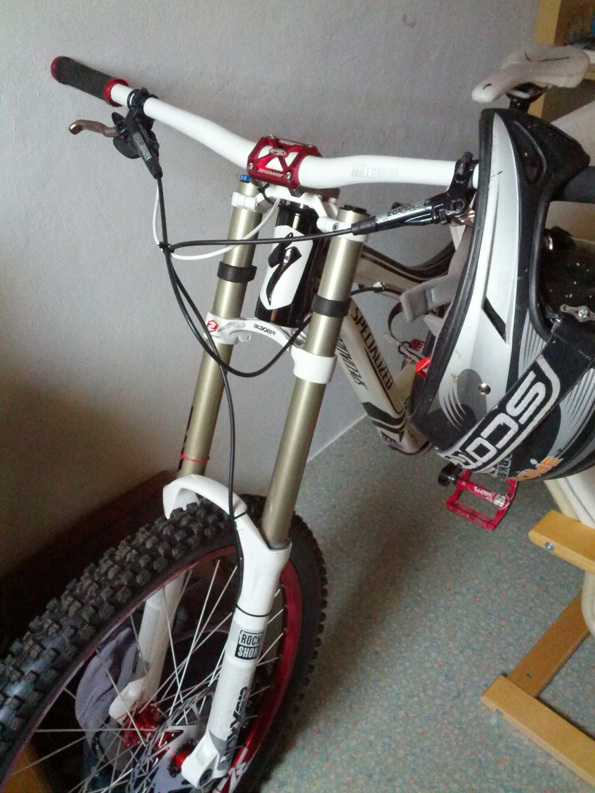 Bild ohne Beschreibung Bild ohne Beschreibung