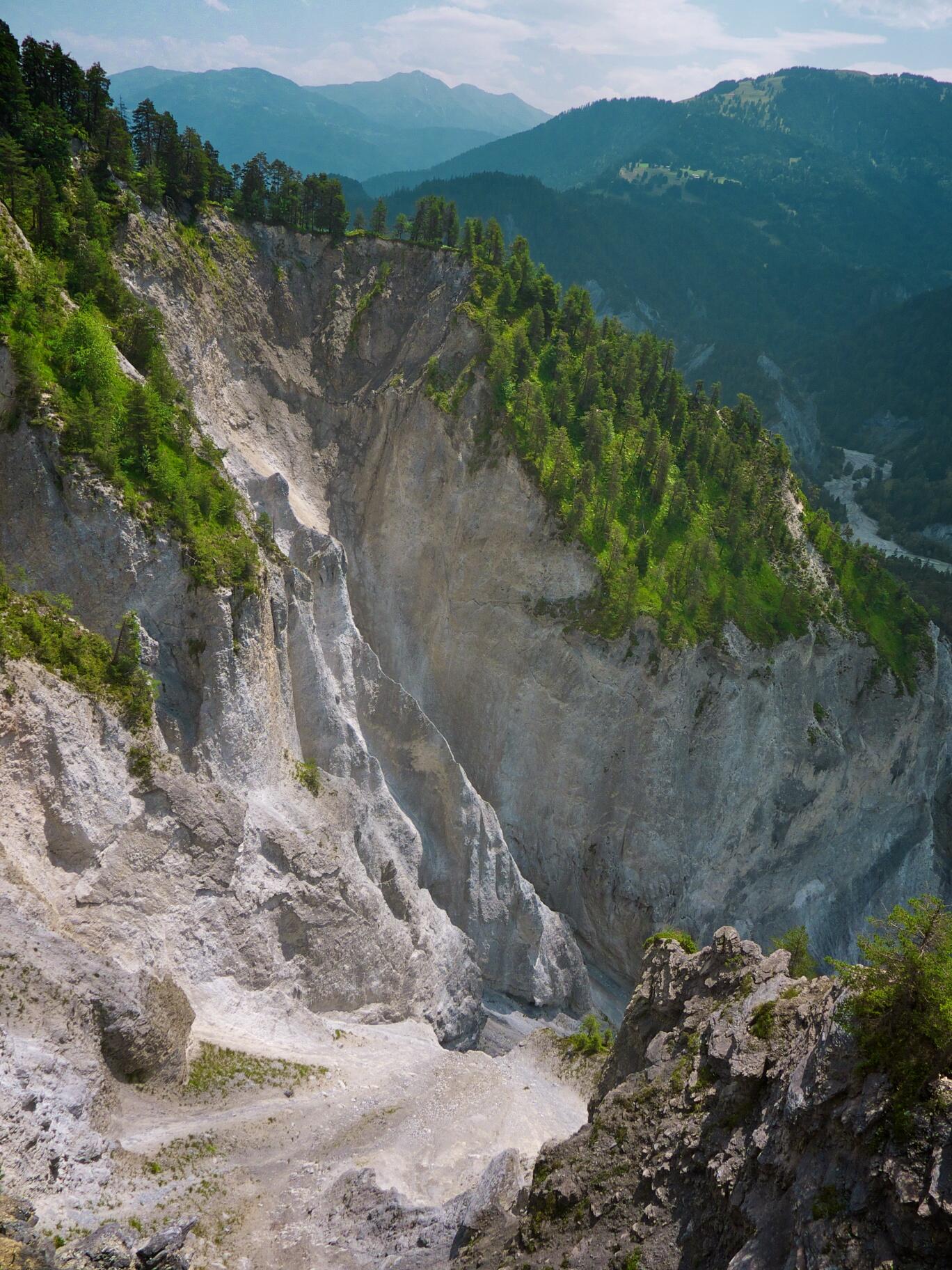 Bild ohne Beschreibung Bild ohne Beschreibung