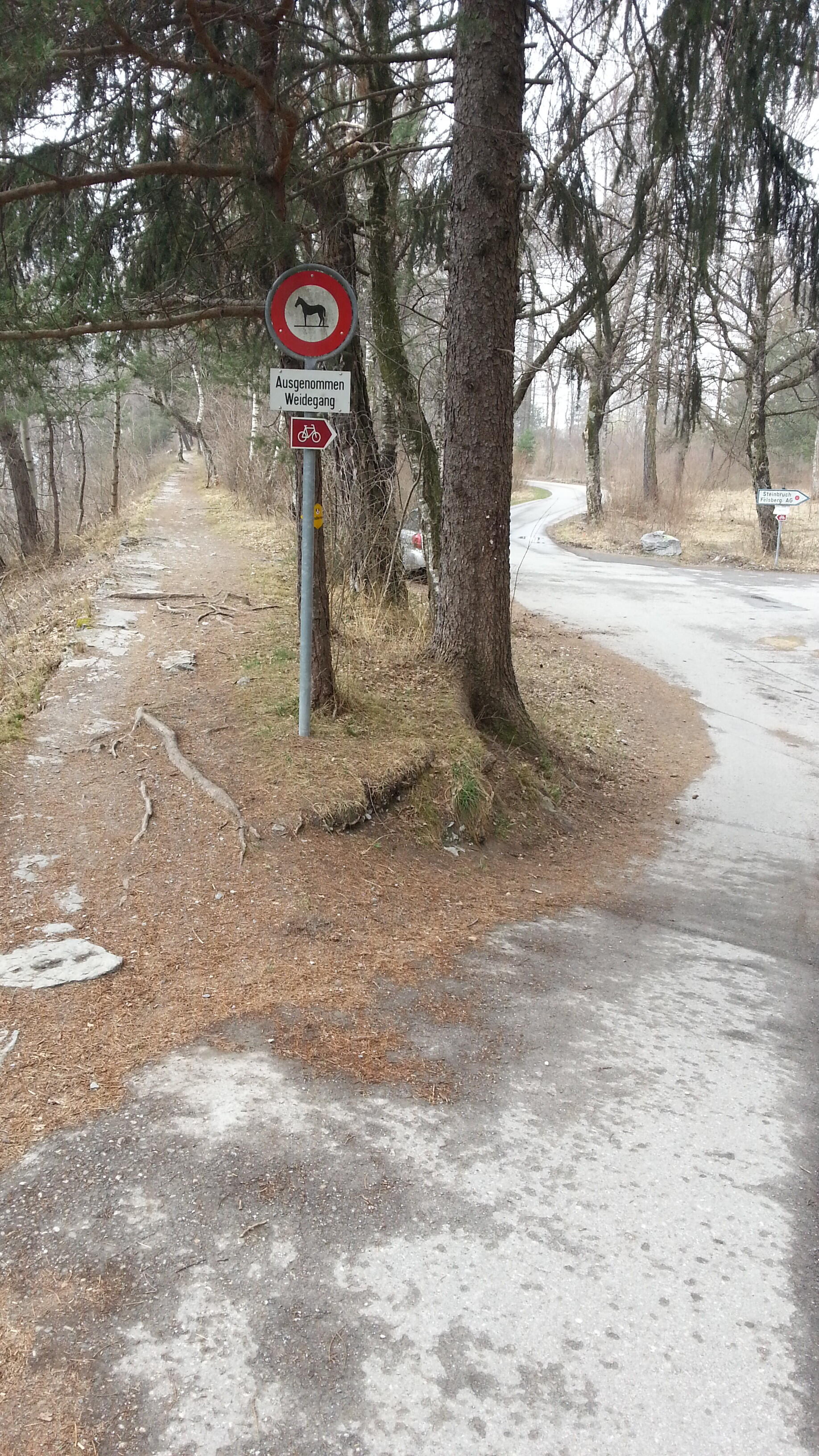 Bild ohne Beschreibung Bild ohne Beschreibung