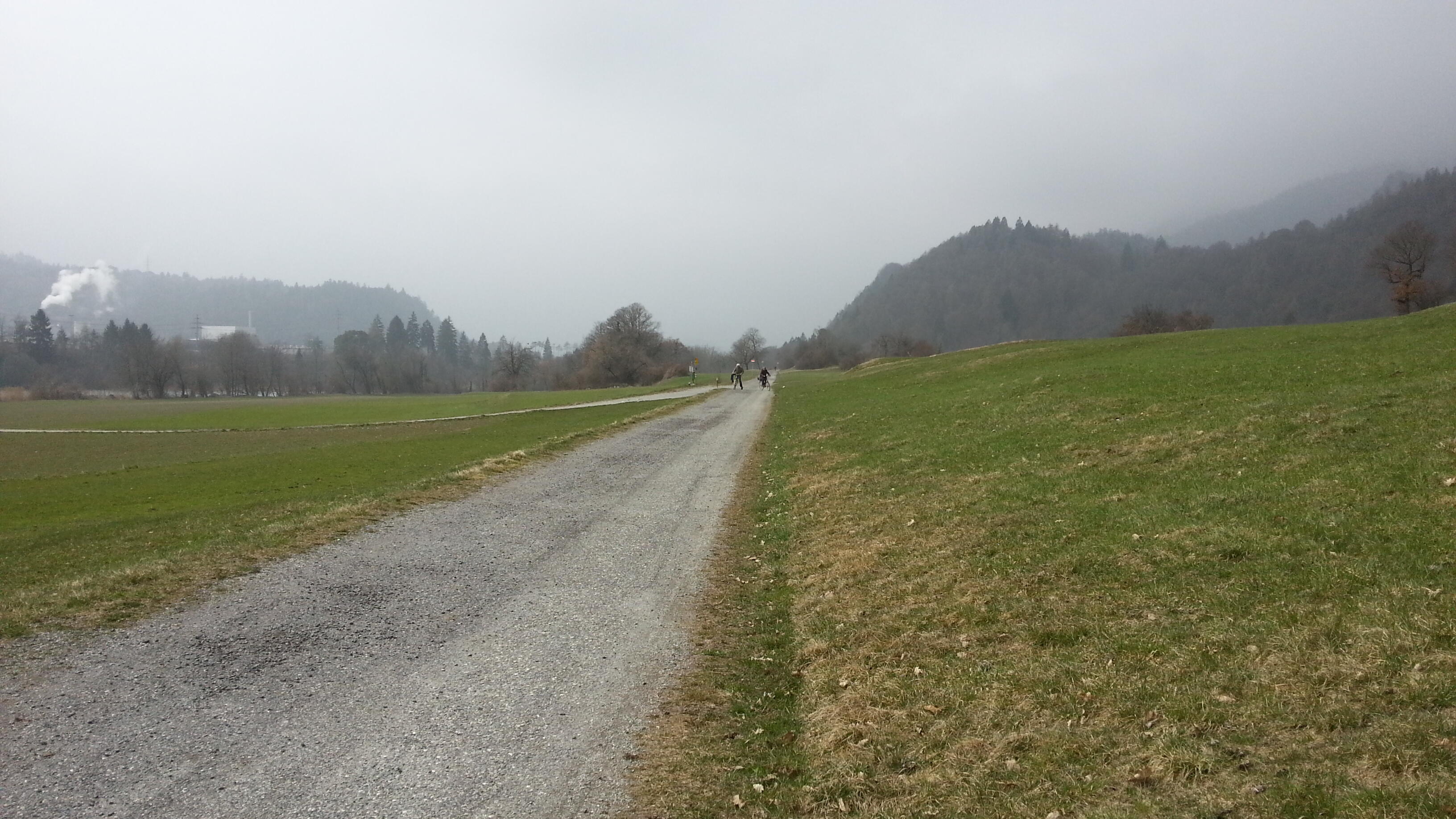 Bild ohne Beschreibung Bild ohne Beschreibung