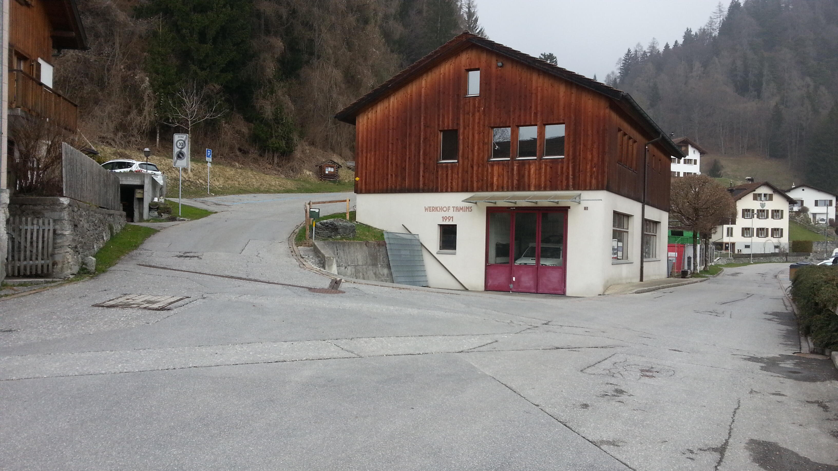 Bild ohne Beschreibung Bild ohne Beschreibung