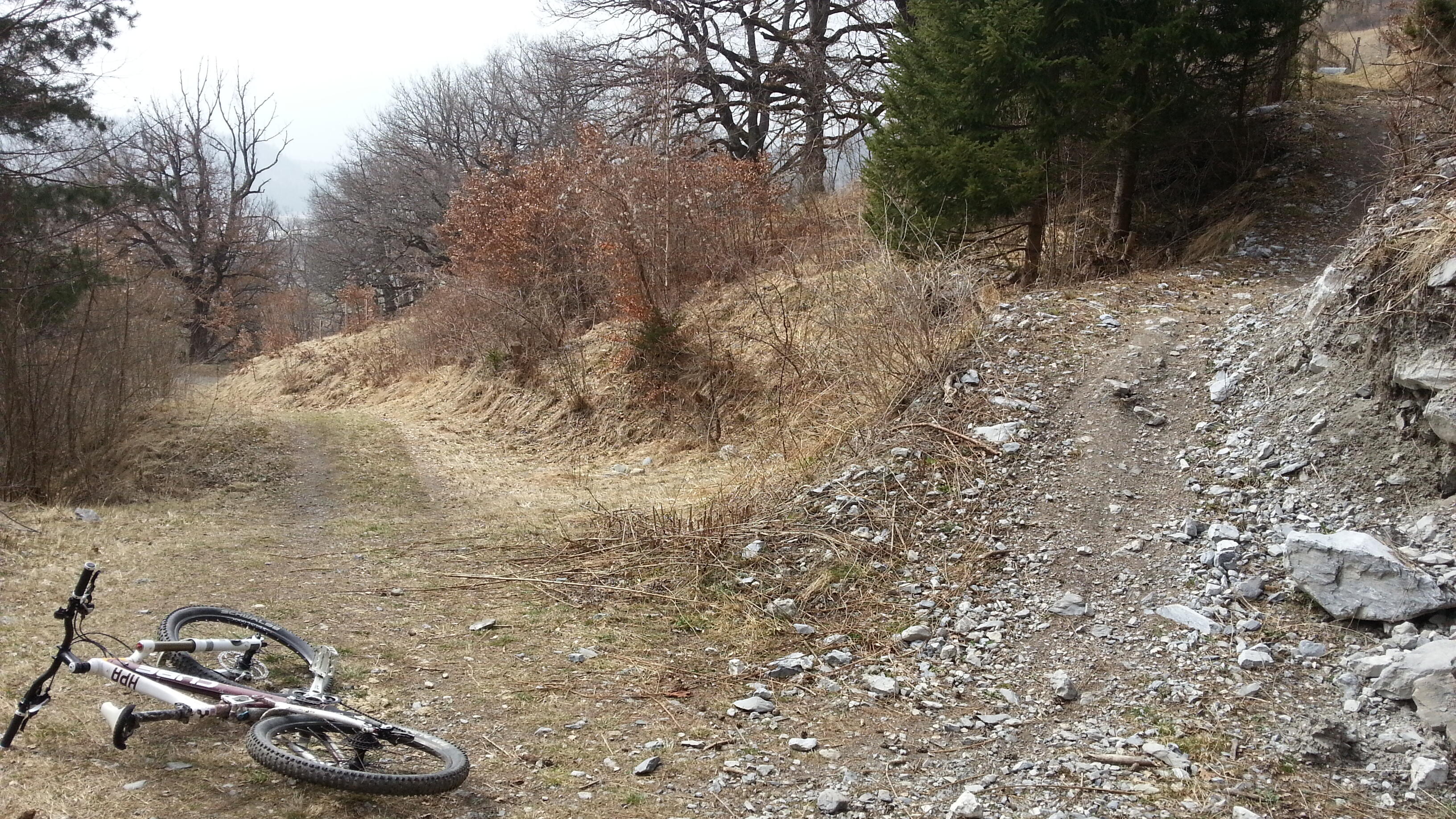 Bild ohne Beschreibung Bild ohne Beschreibung