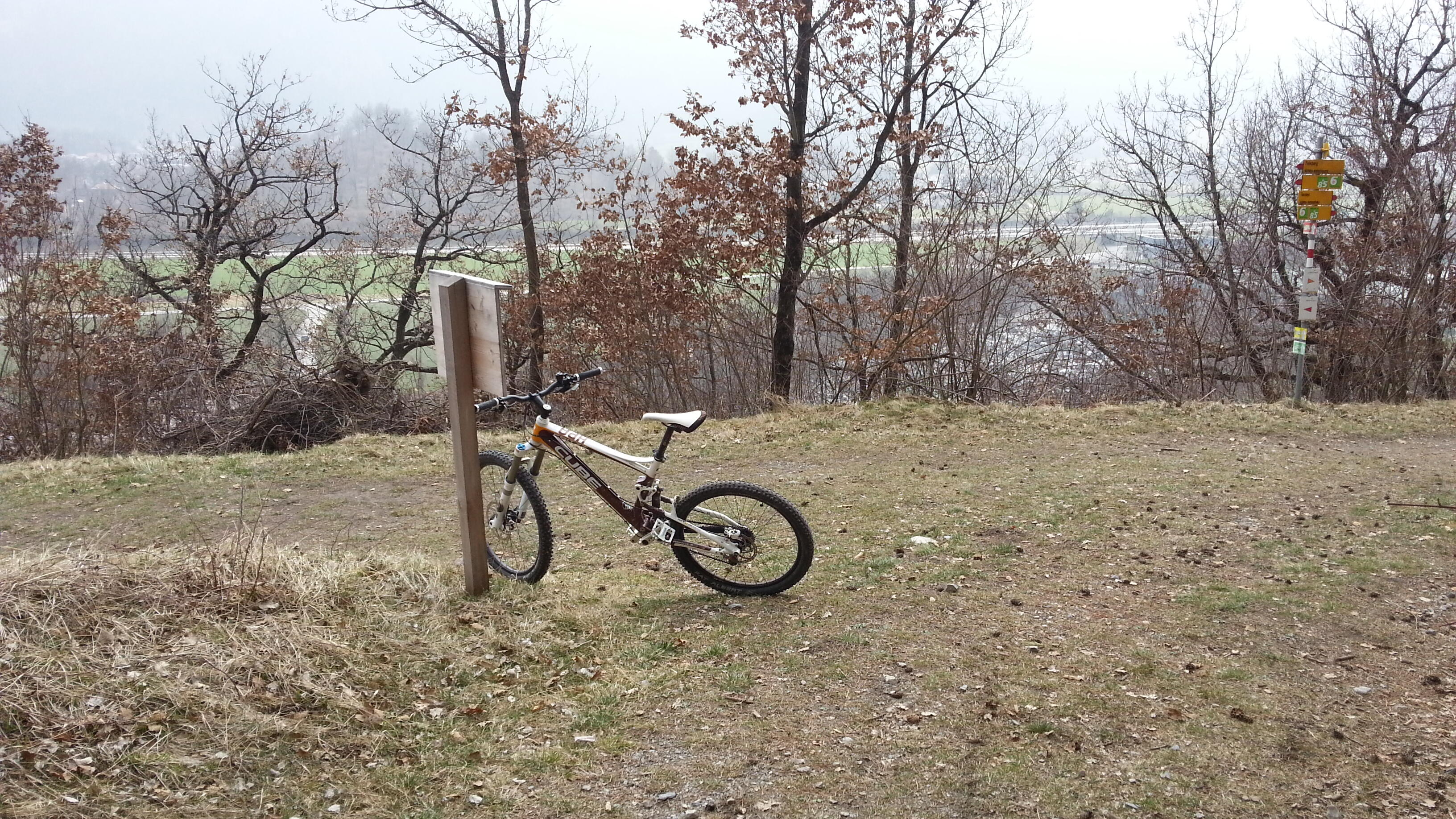 Bild ohne Beschreibung Bild ohne Beschreibung