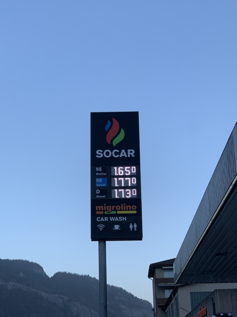 Bild ohne Beschreibung Bild ohne Beschreibung