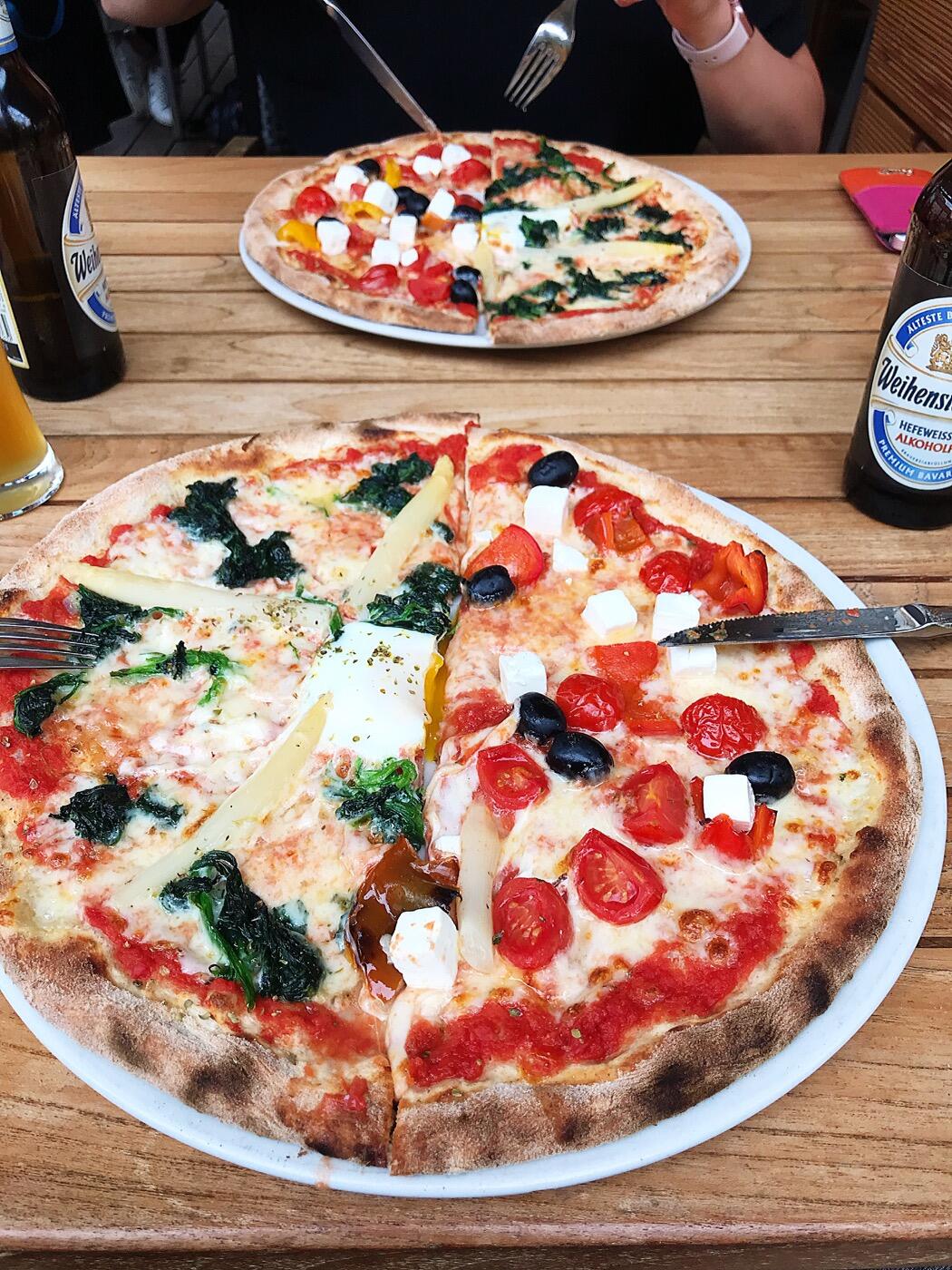 Bild ohne Beschreibung Bild ohne Beschreibung