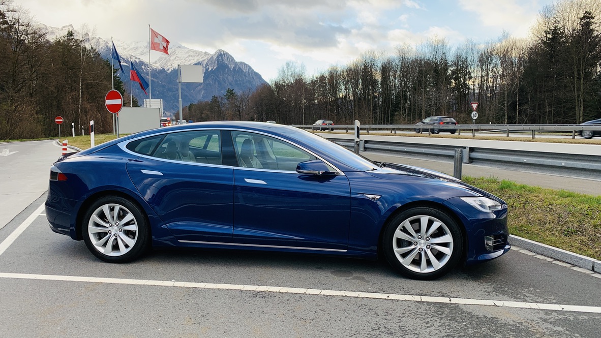 Bild ohne Beschreibung Bild ohne Beschreibung