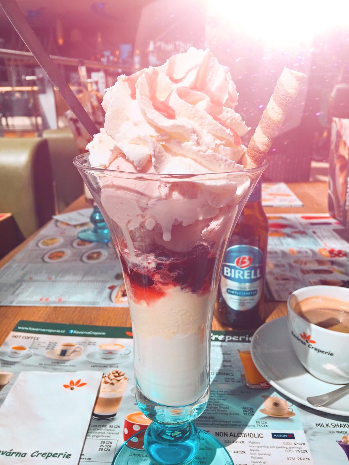 Bild ohne Beschreibung Bild ohne Beschreibung