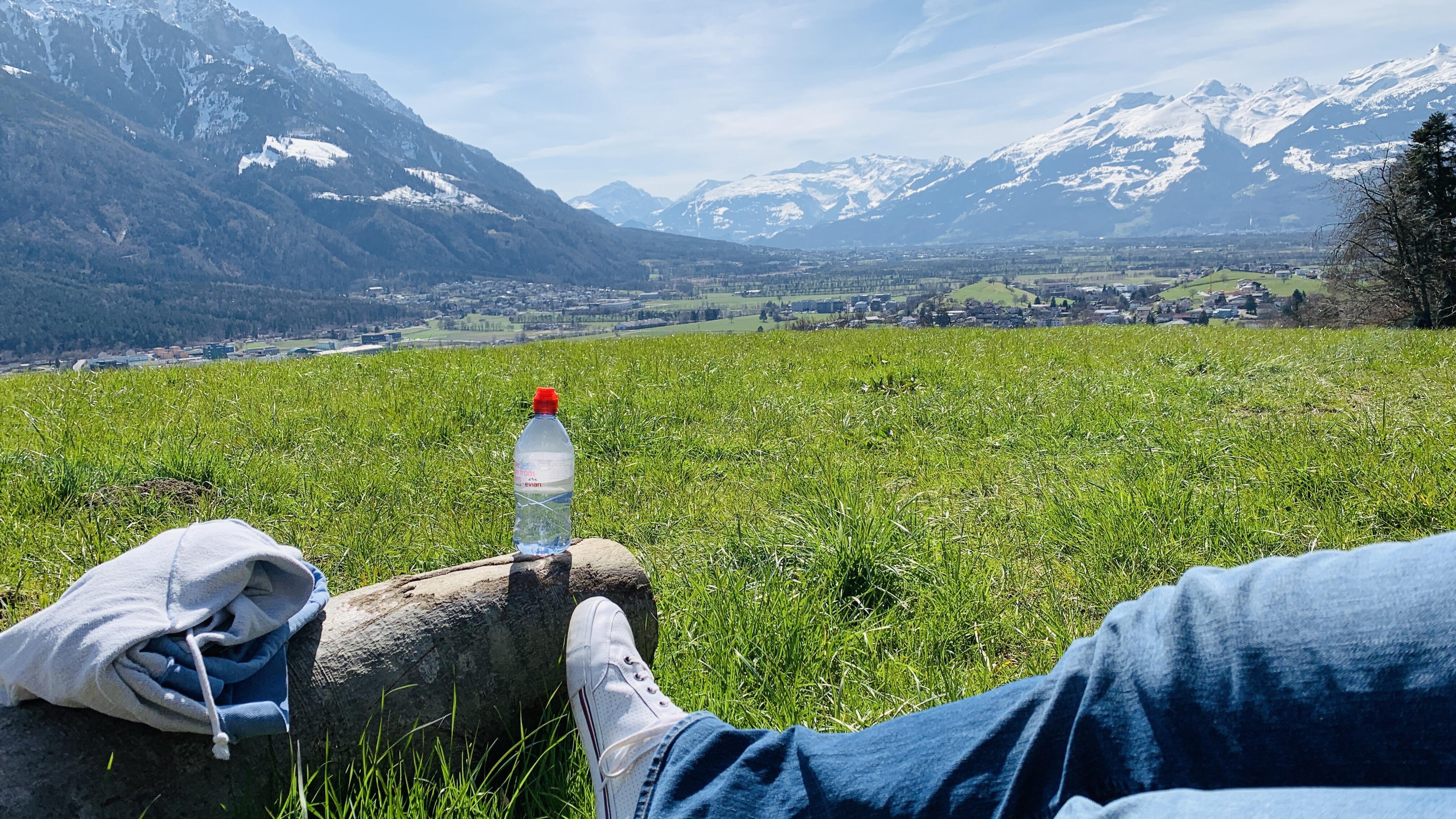 Bild ohne Beschreibung Bild ohne Beschreibung