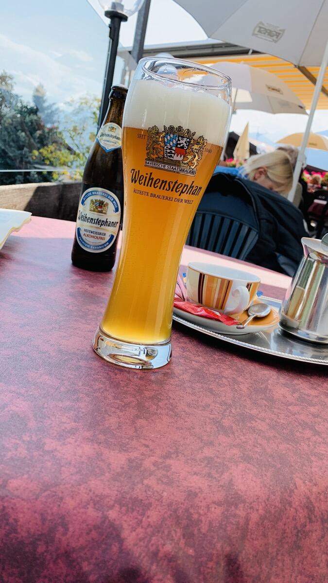 Bild ohne Beschreibung Bild ohne Beschreibung