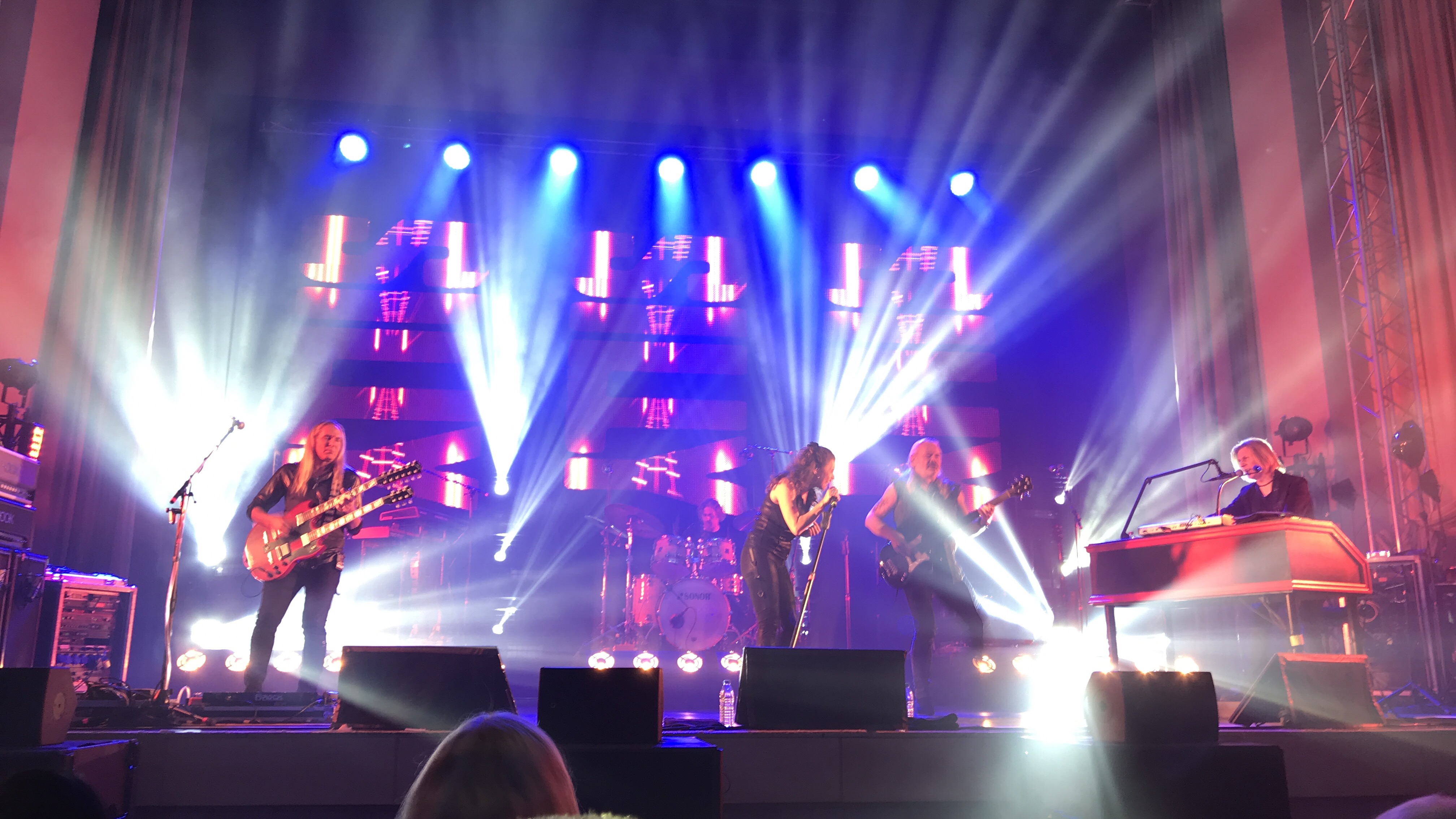 Bild ohne Beschreibung