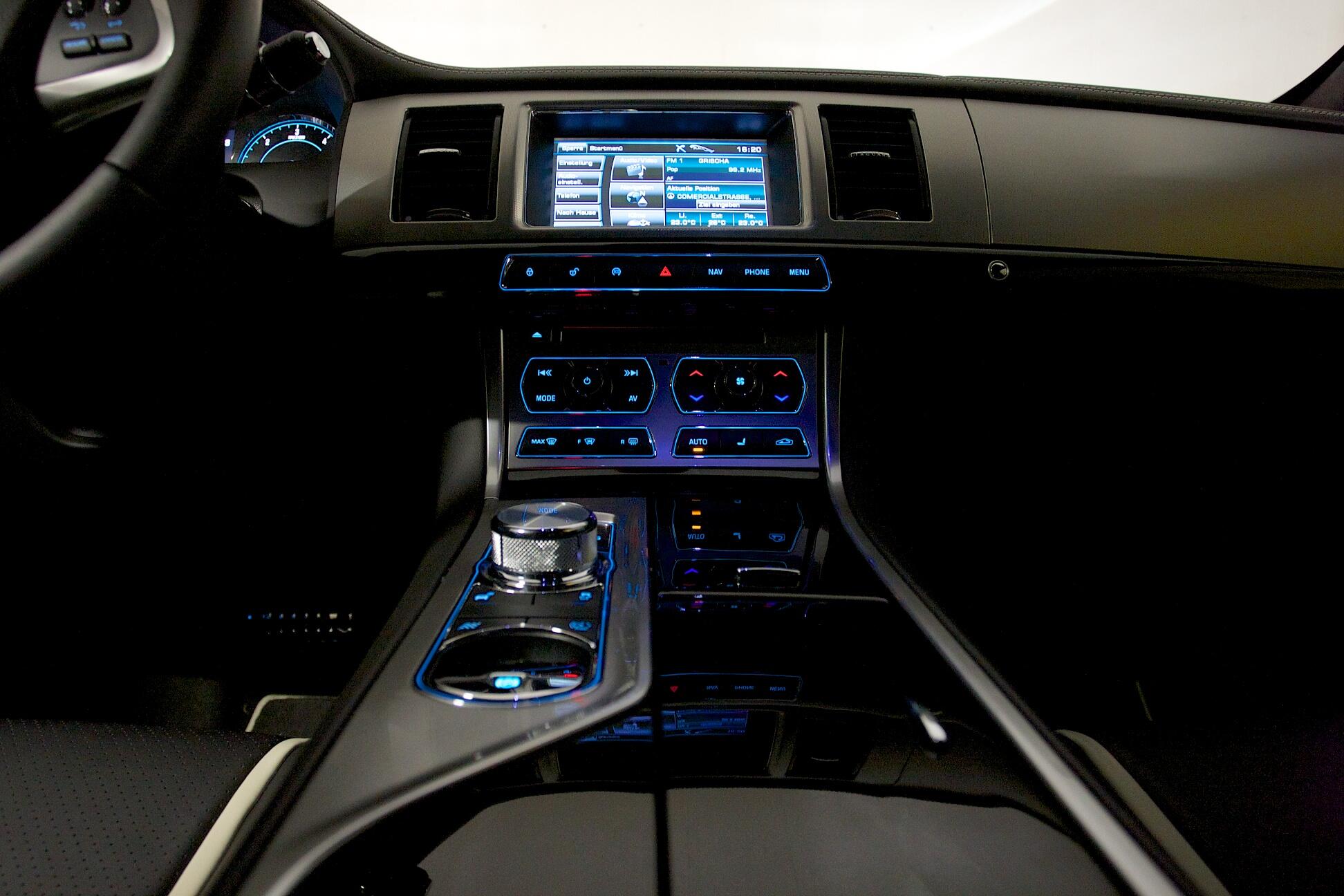 Bild ohne Beschreibung