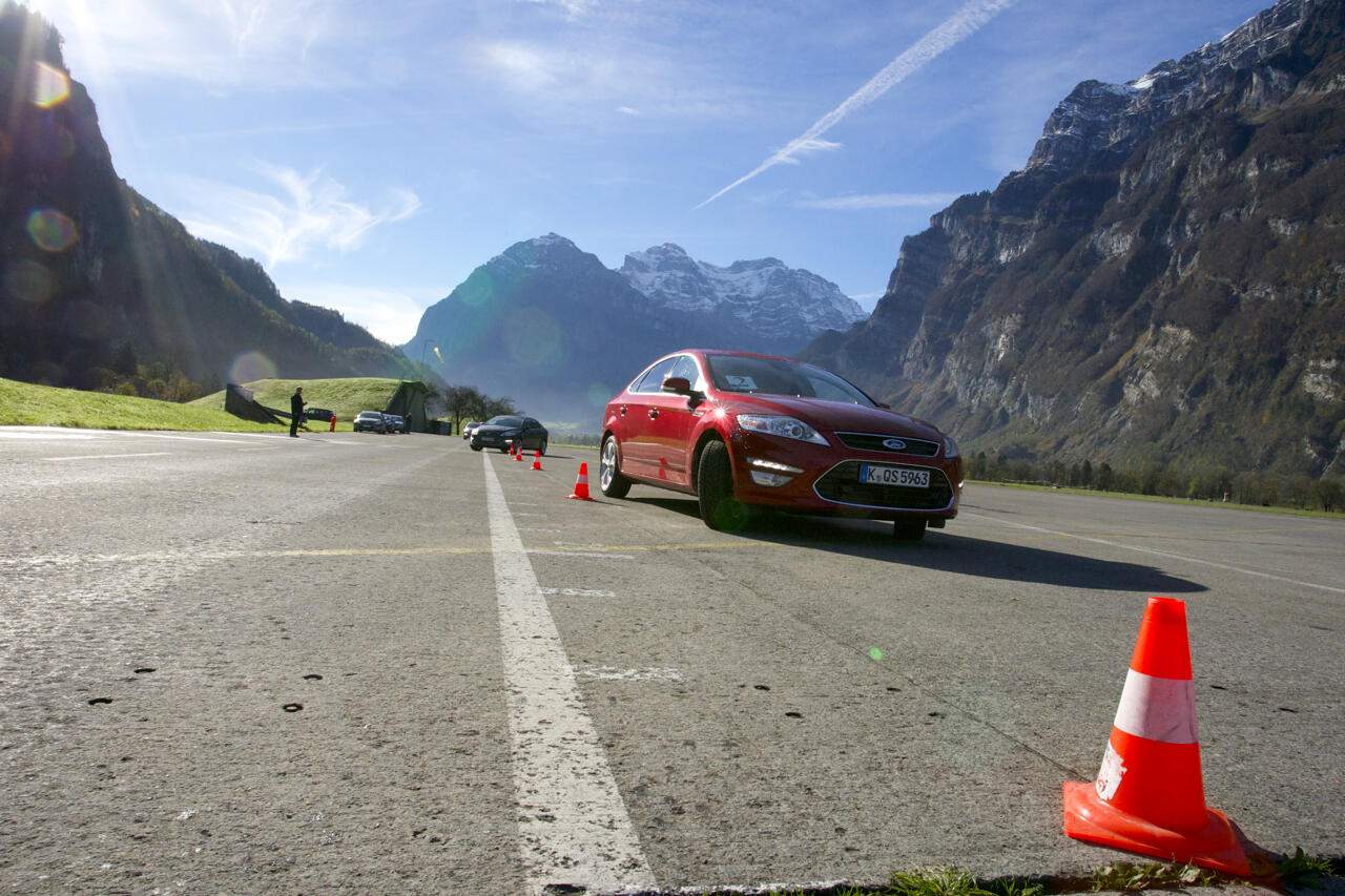 Bild ohne Beschreibung Bild ohne Beschreibung