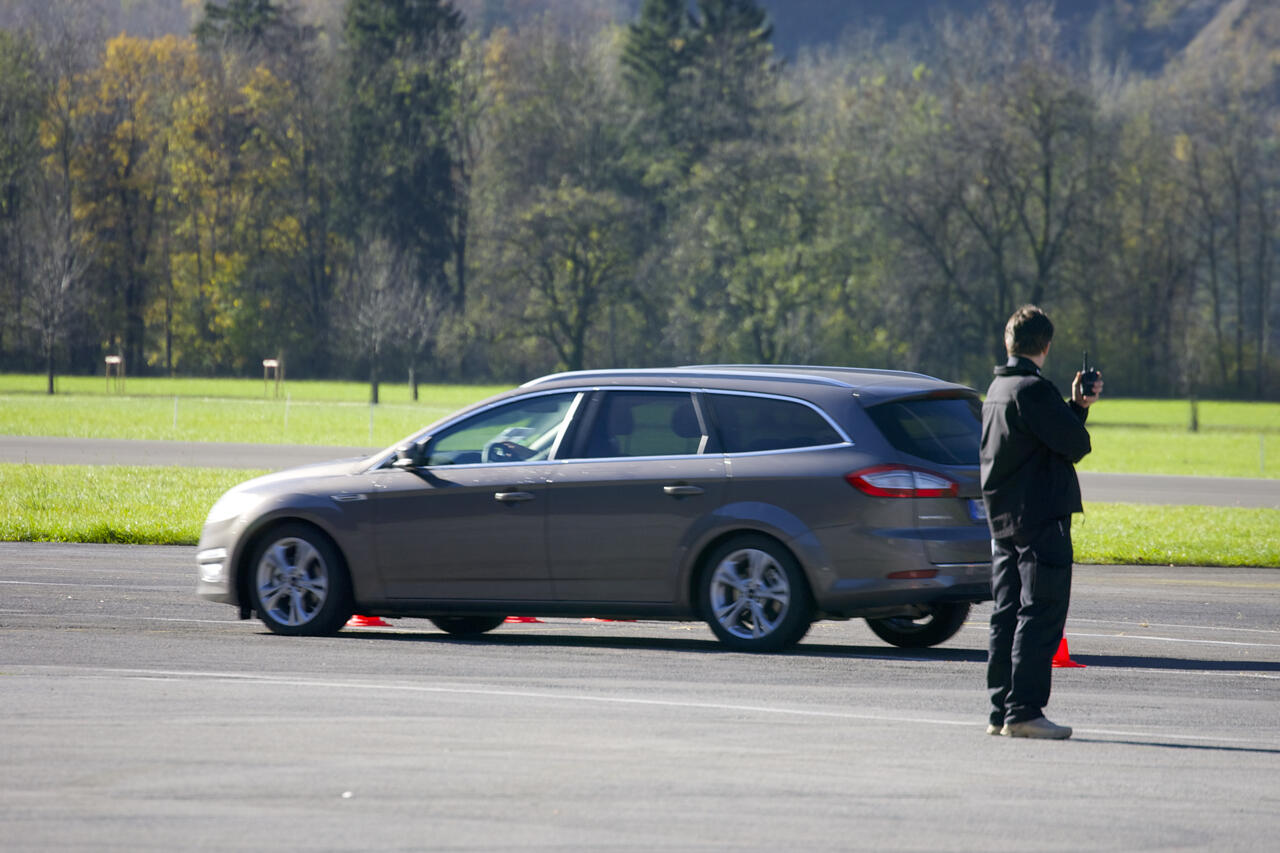 Bild ohne Beschreibung Bild ohne Beschreibung