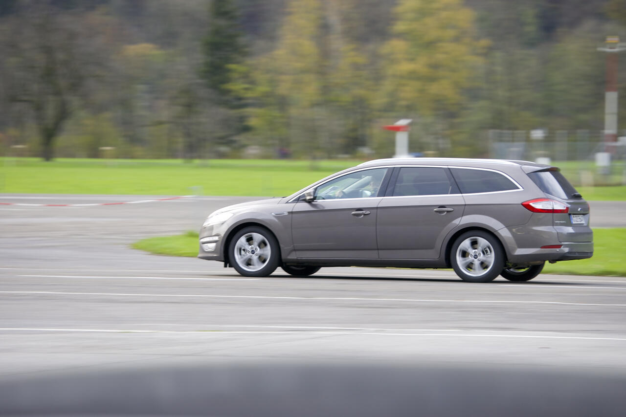 Bild ohne Beschreibung Bild ohne Beschreibung