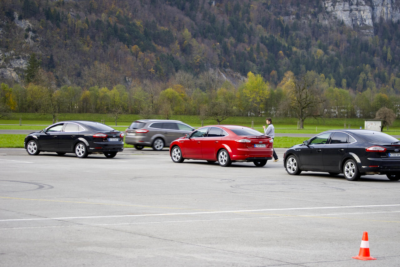 Bild ohne Beschreibung Bild ohne Beschreibung