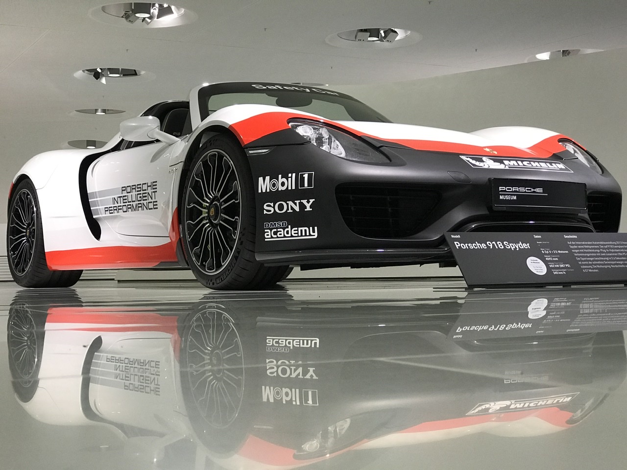 Bild ohne Beschreibung