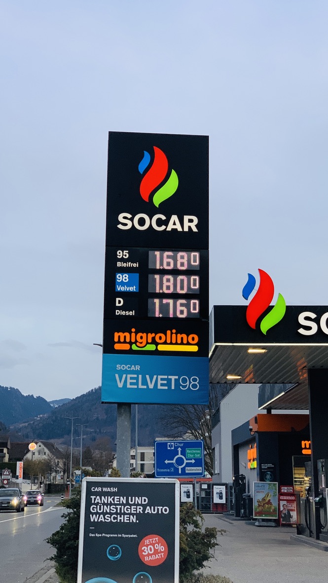 Bild ohne Beschreibung Bild ohne Beschreibung