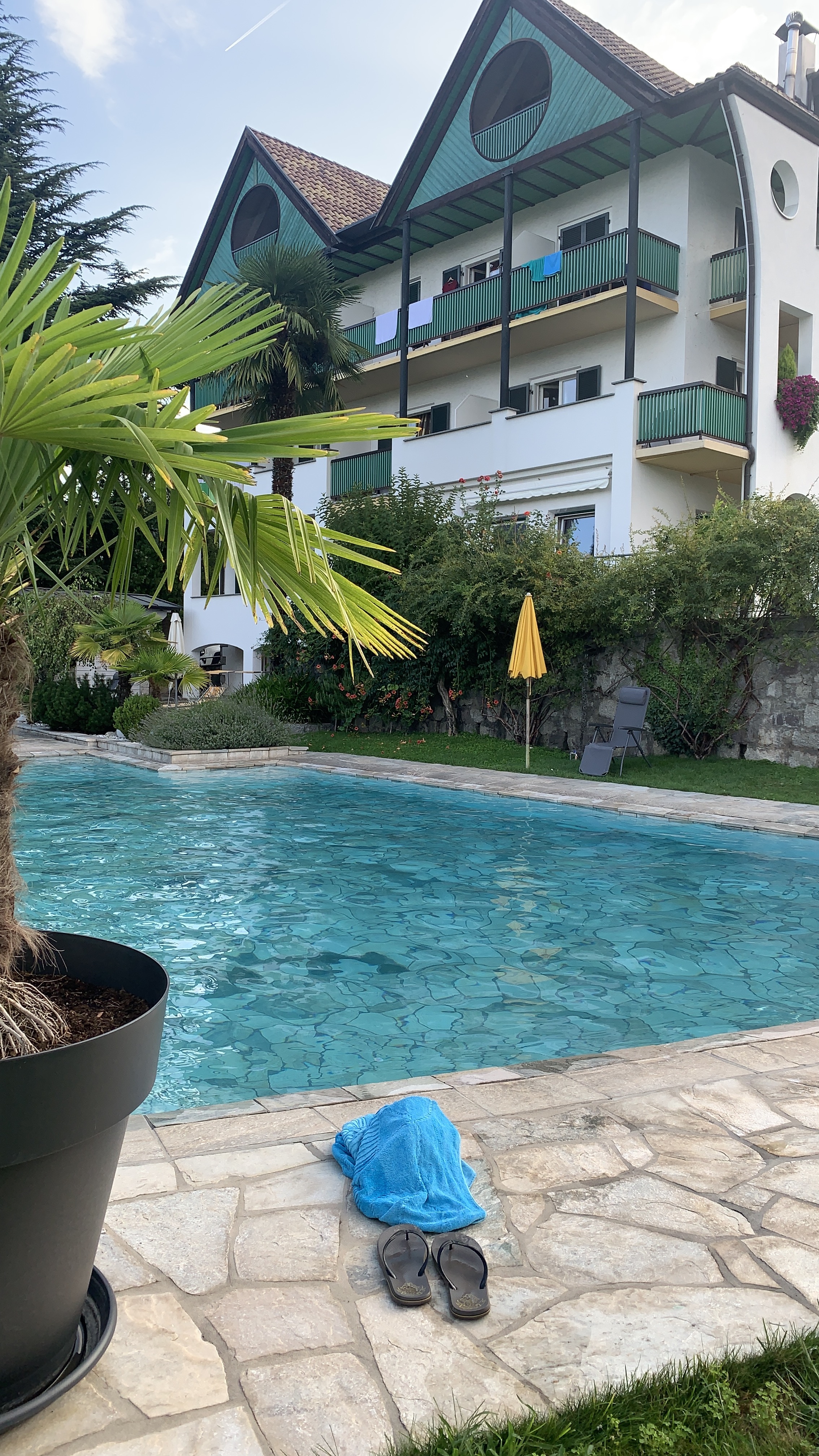 Bild ohne Beschreibung Bild ohne Beschreibung