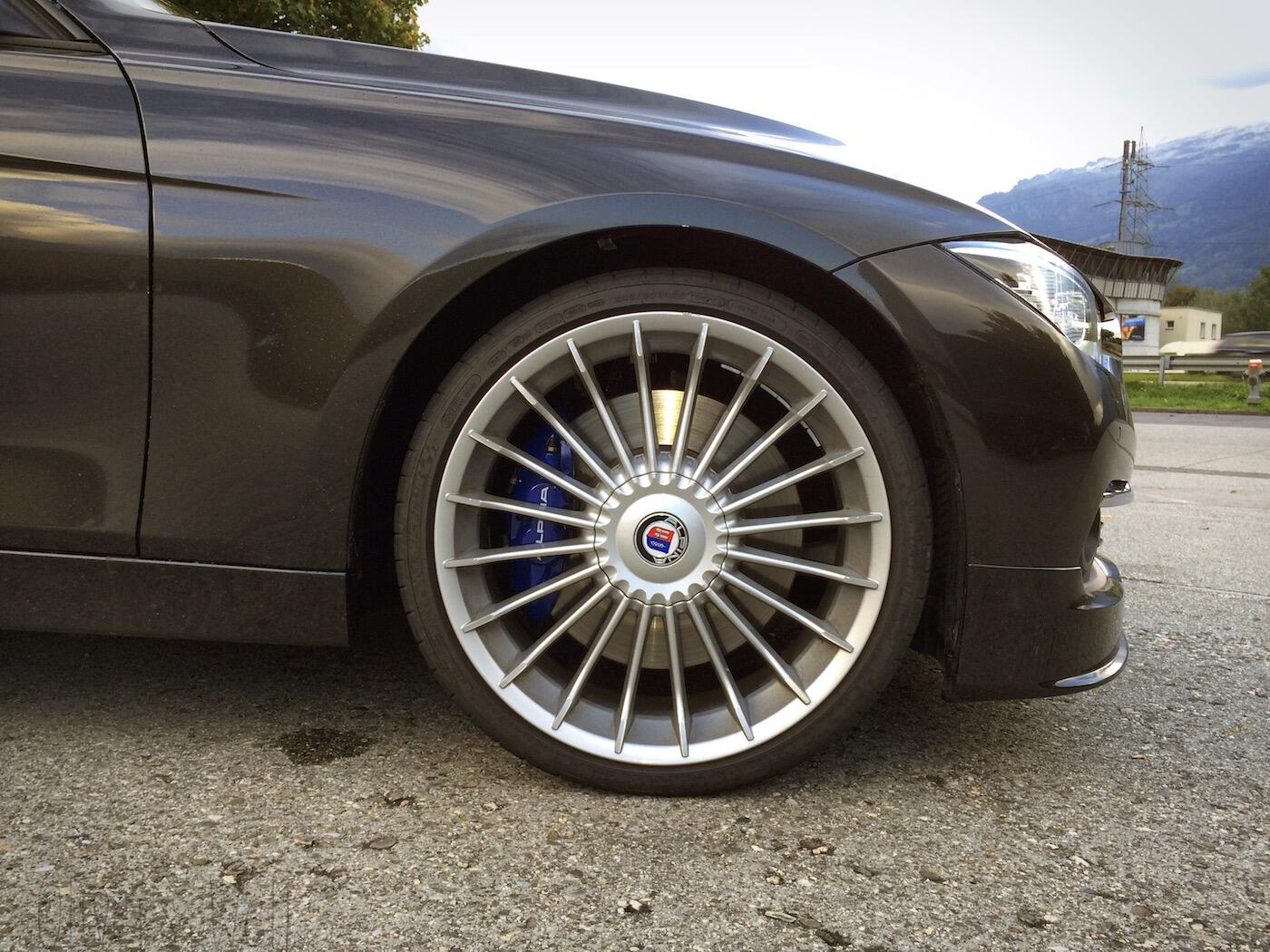 Bild ohne Beschreibung Bild ohne Beschreibung