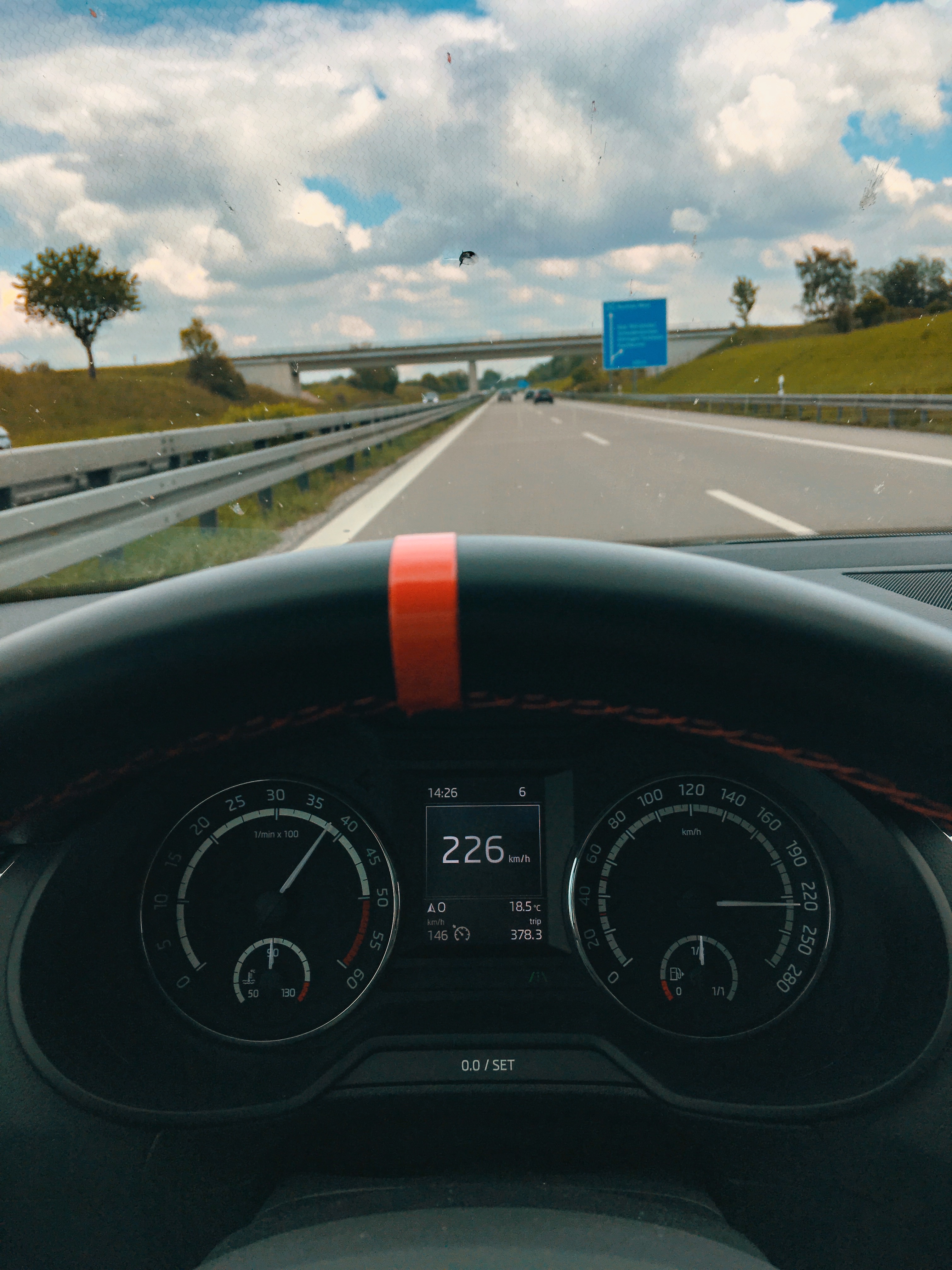 Bild ohne Beschreibung