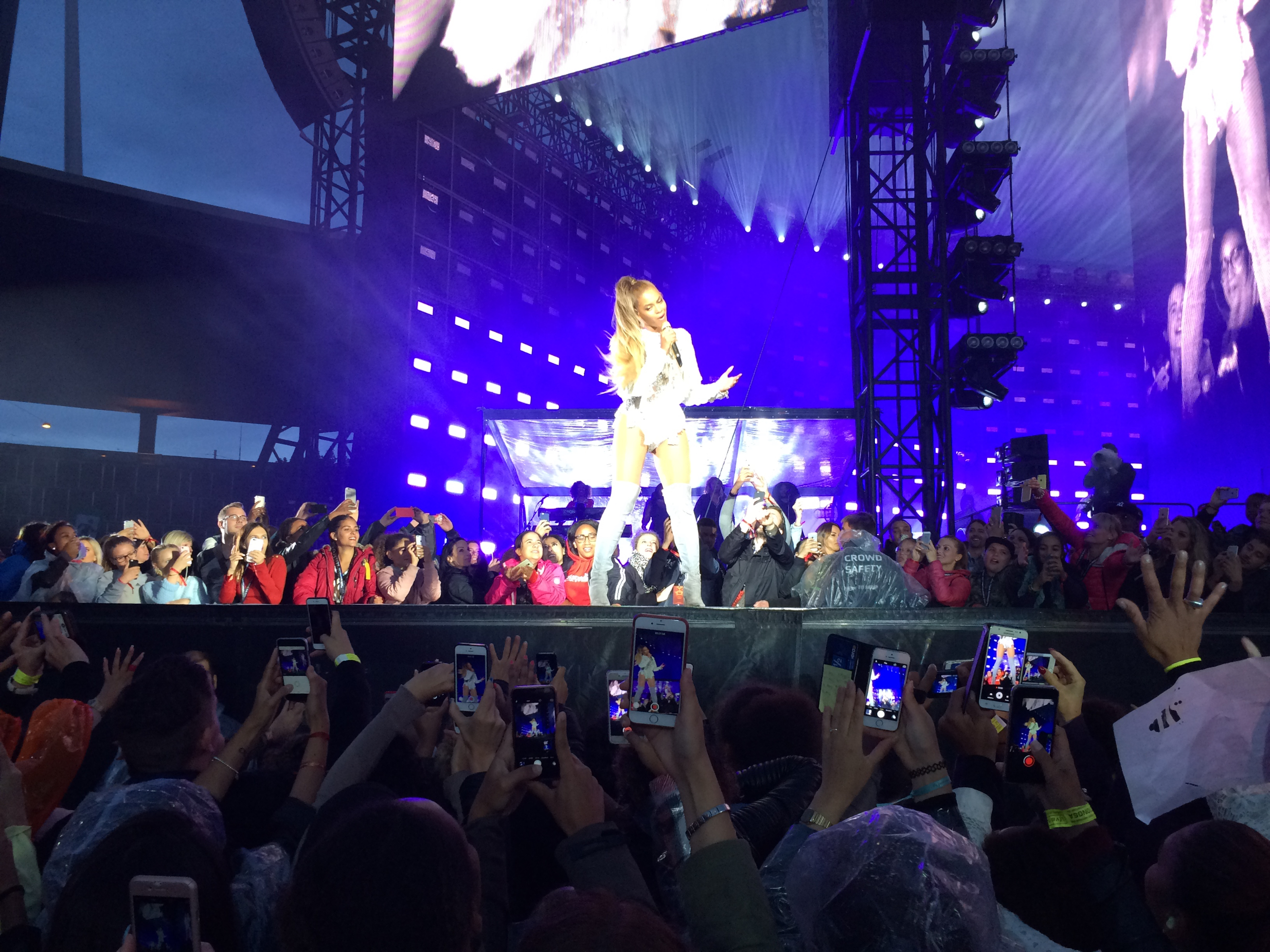 Bild ohne Beschreibung Bild ohne Beschreibung