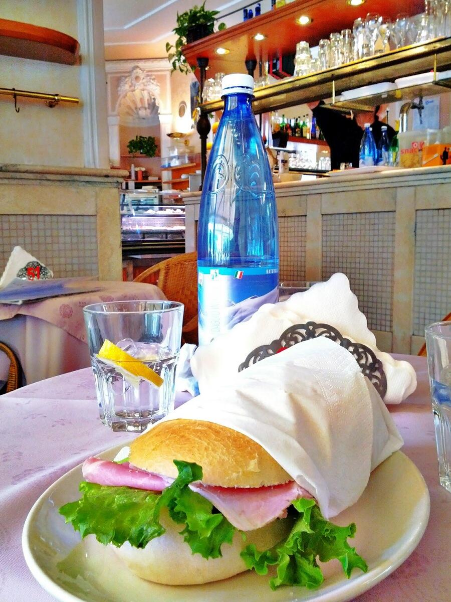 Bild ohne Beschreibung