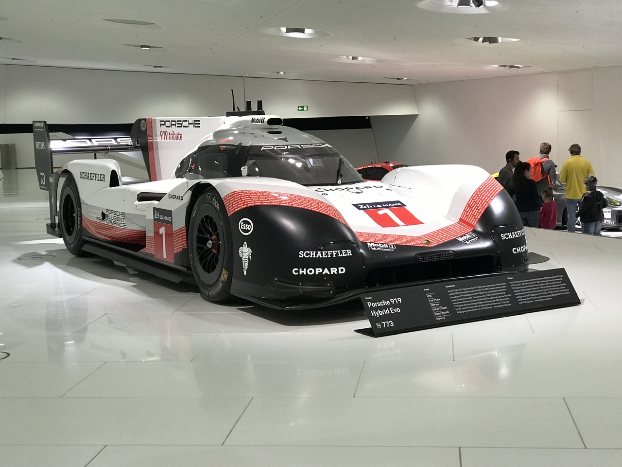 Bild ohne Beschreibung