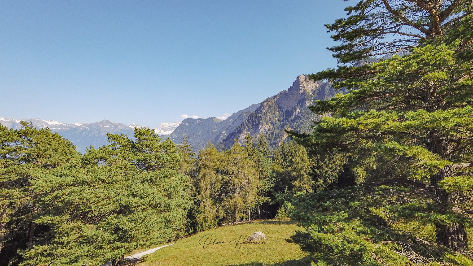 Bild ohne Beschreibung Bild ohne Beschreibung