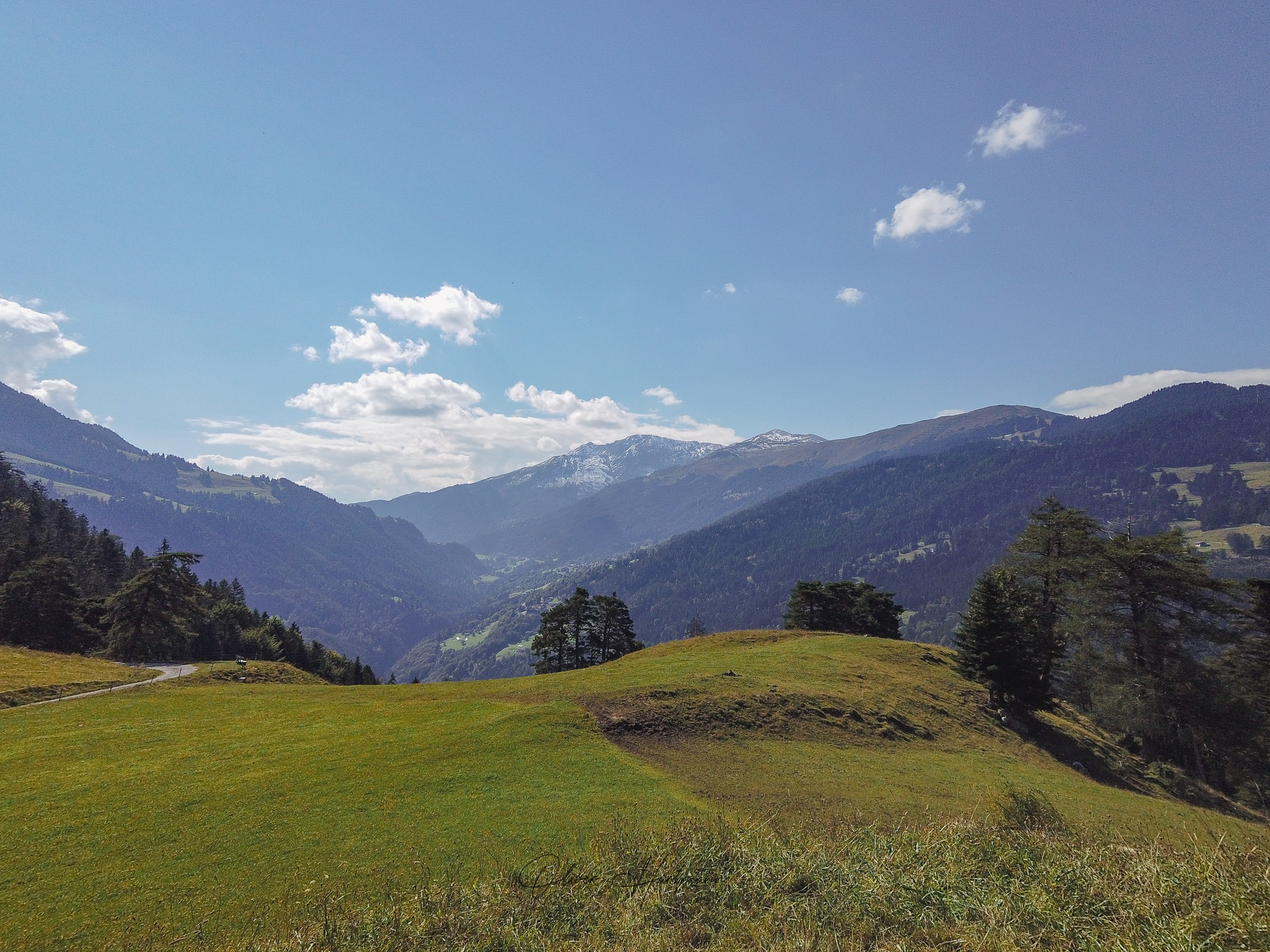 Bild ohne Beschreibung Bild ohne Beschreibung