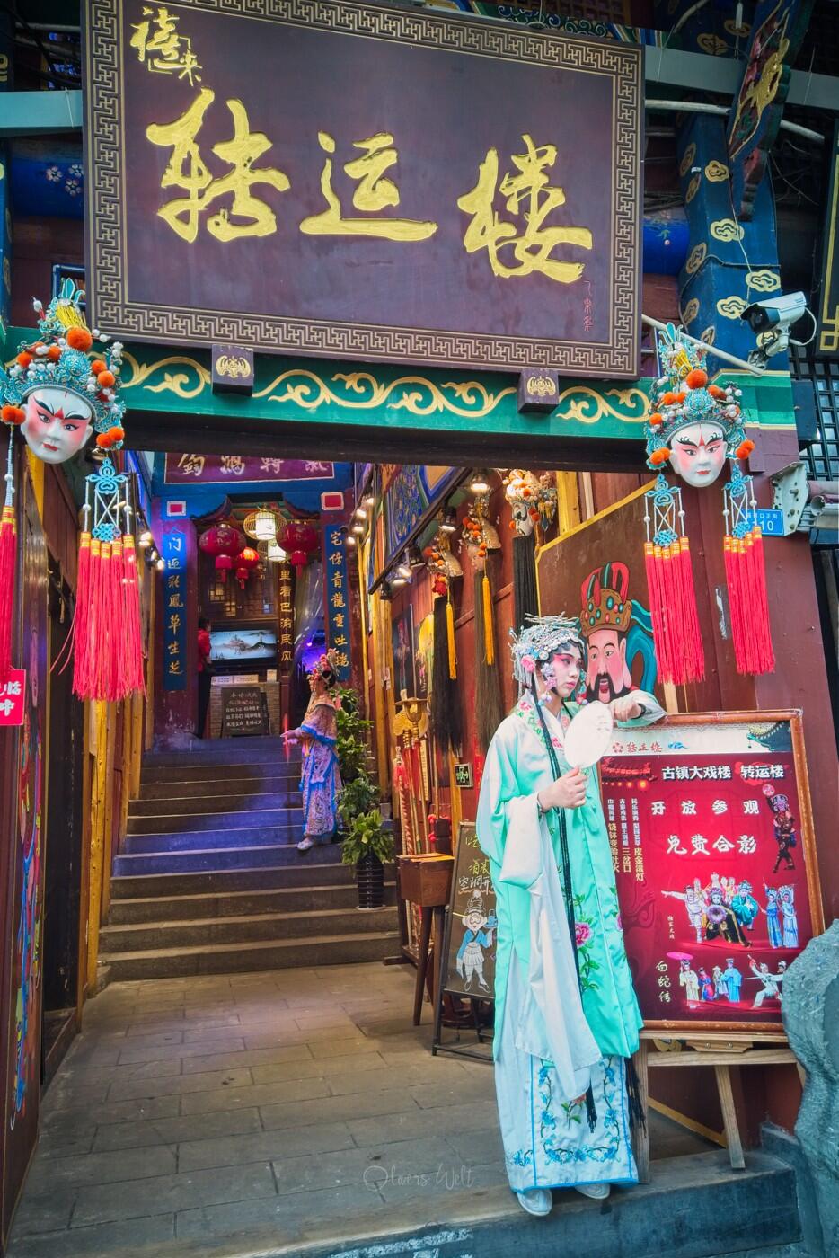 Bild ohne Beschreibung Bild ohne Beschreibung