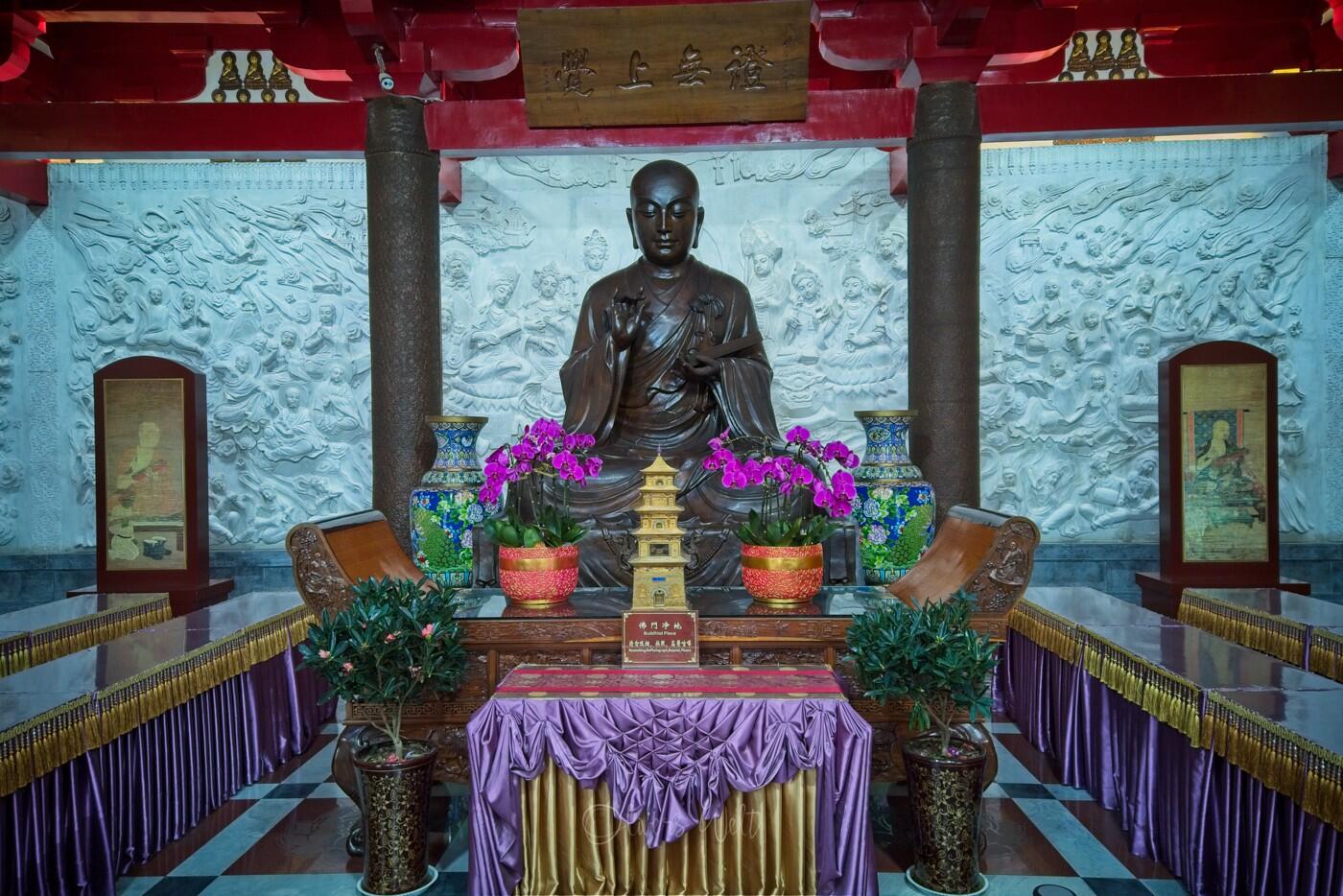 Bild ohne Beschreibung Bild ohne Beschreibung