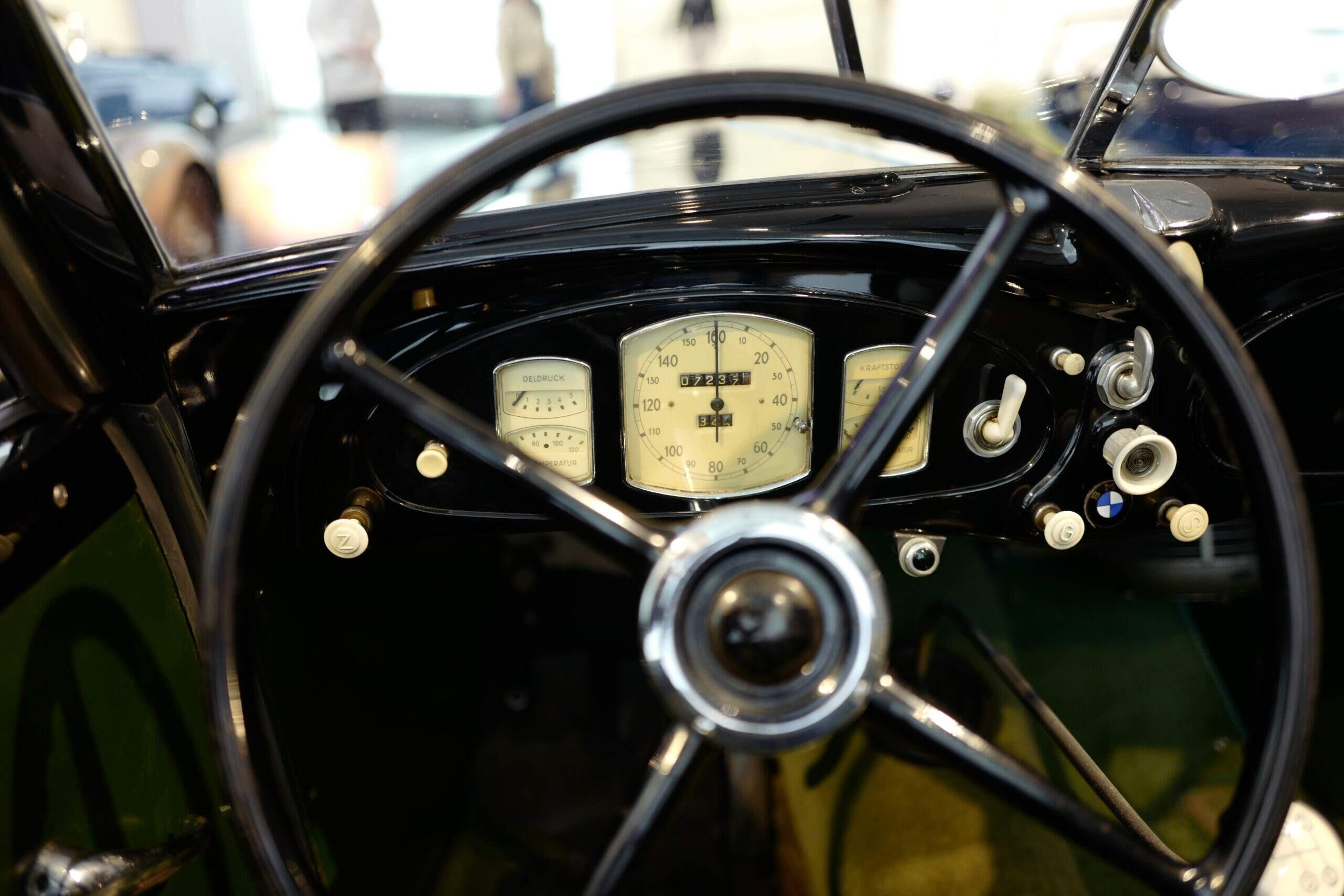 Bild ohne Beschreibung