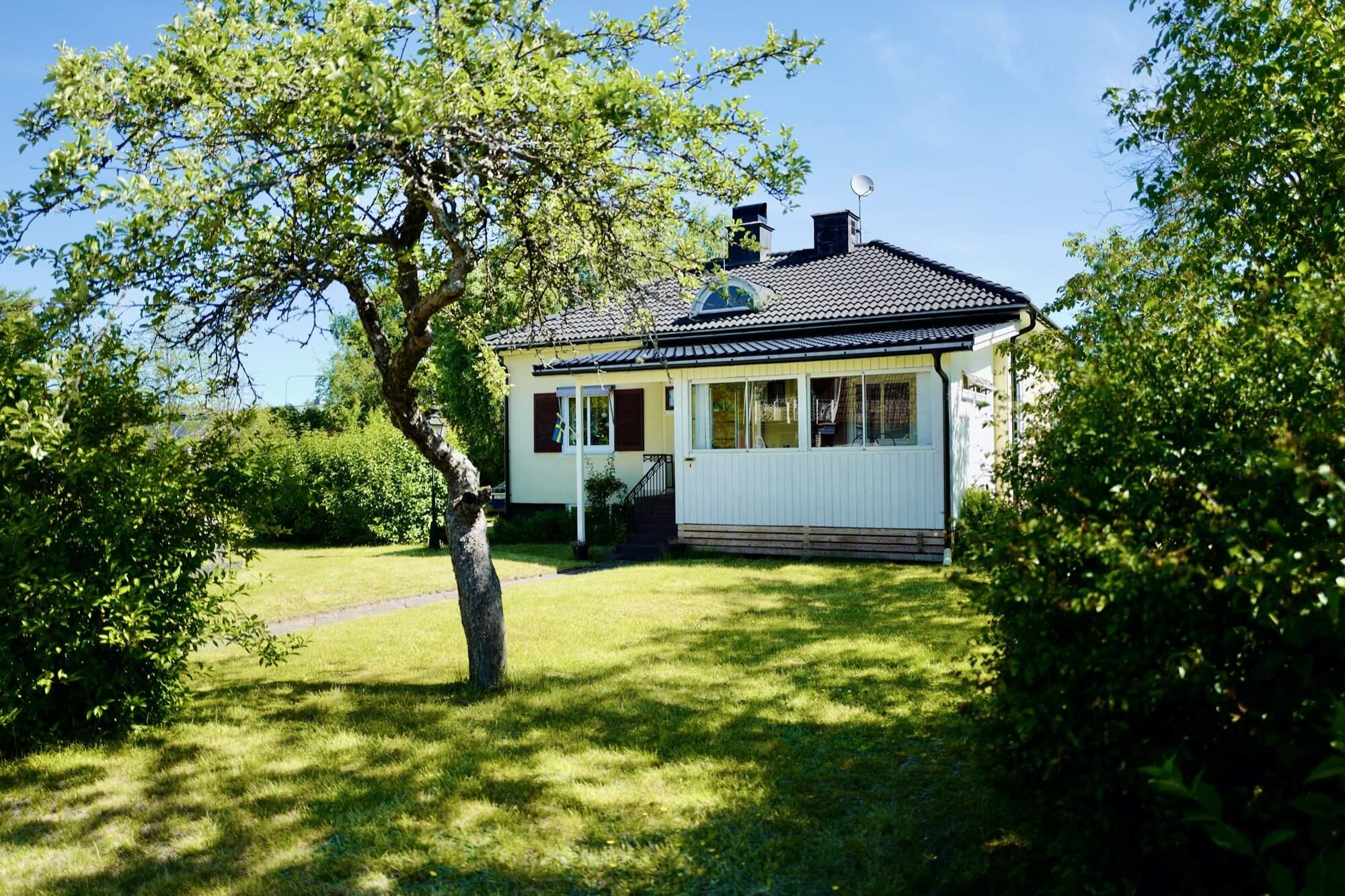 Bild ohne Beschreibung Bild ohne Beschreibung