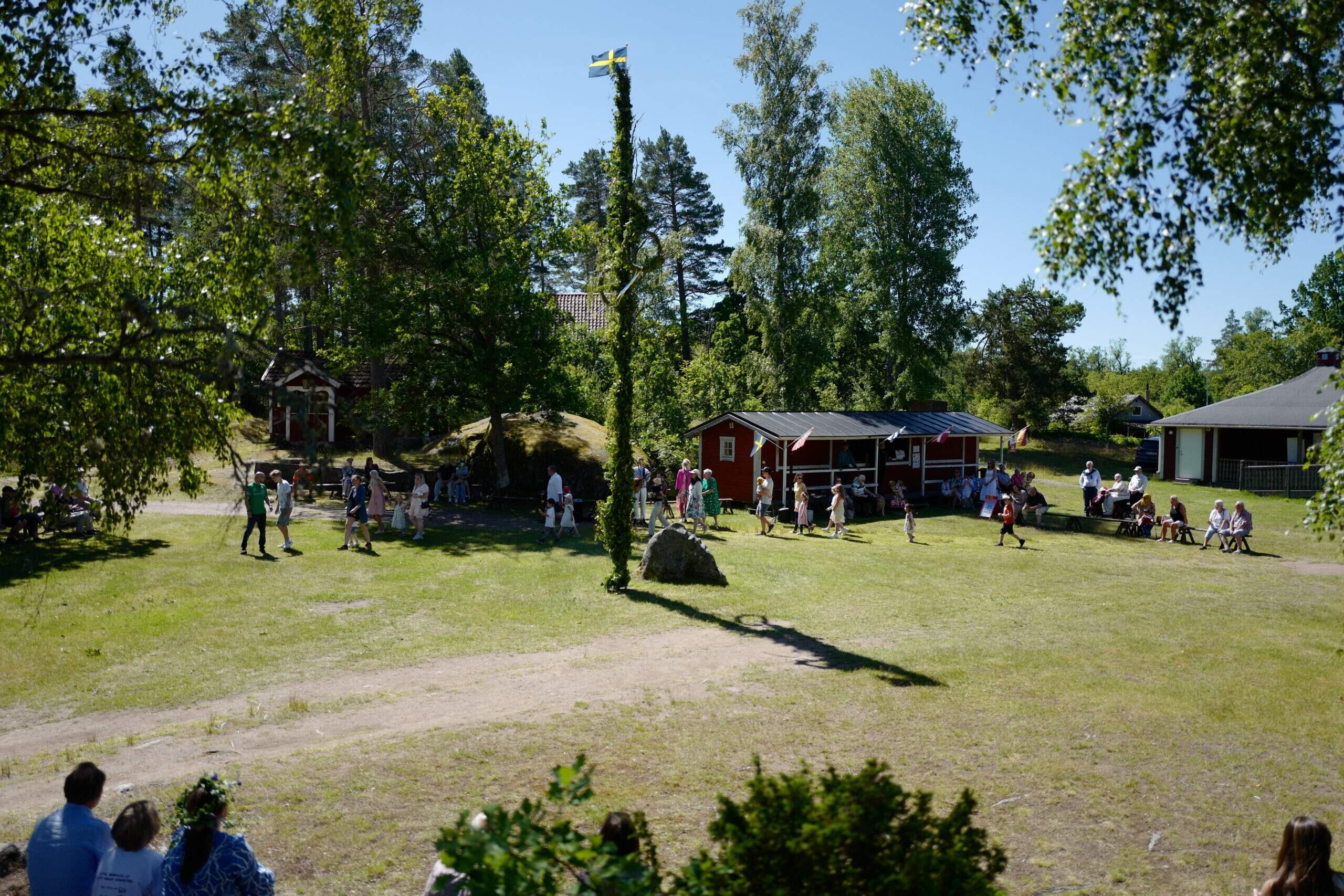 Bild ohne Beschreibung Bild ohne Beschreibung