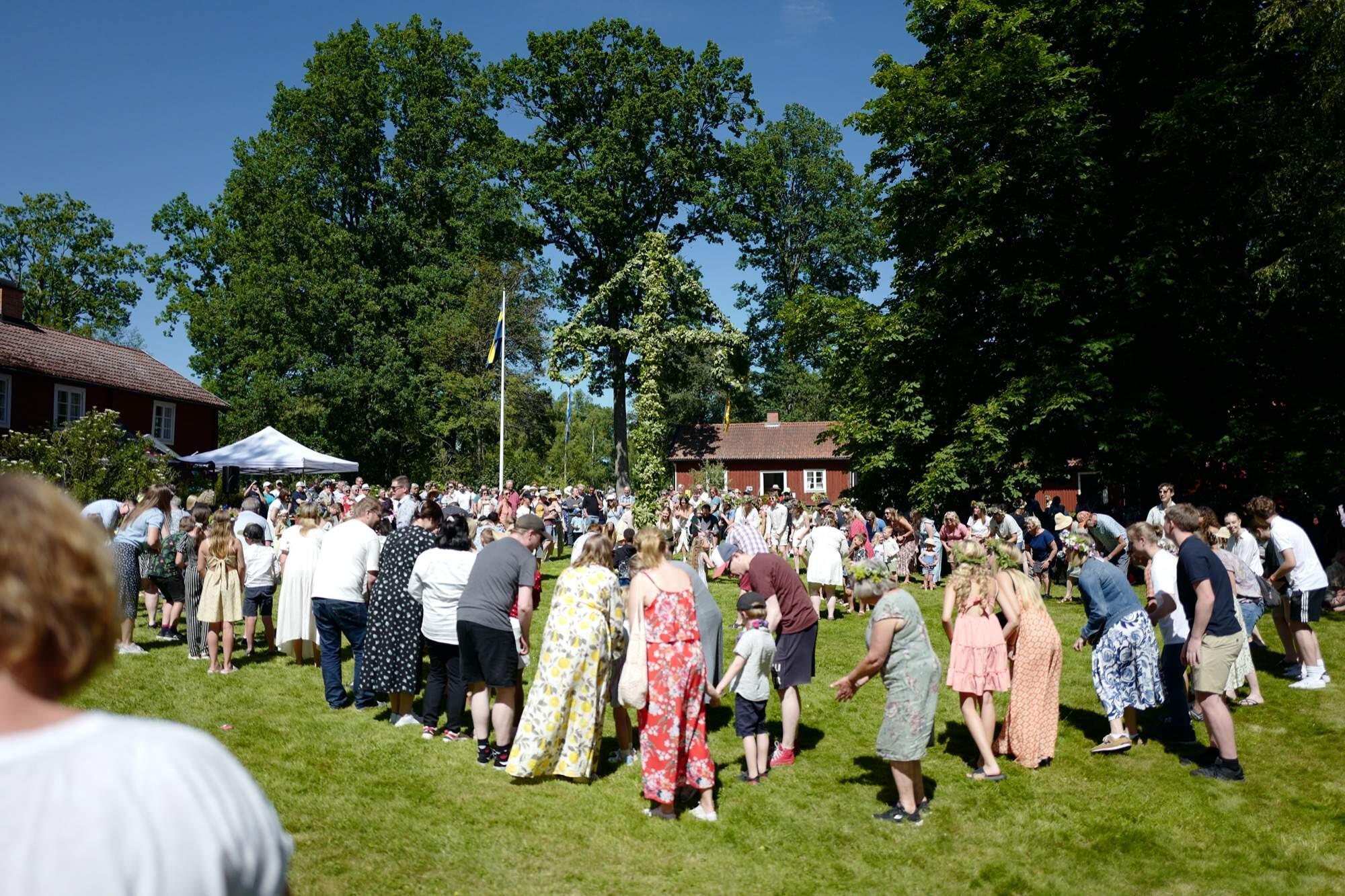 Bild ohne Beschreibung Bild ohne Beschreibung