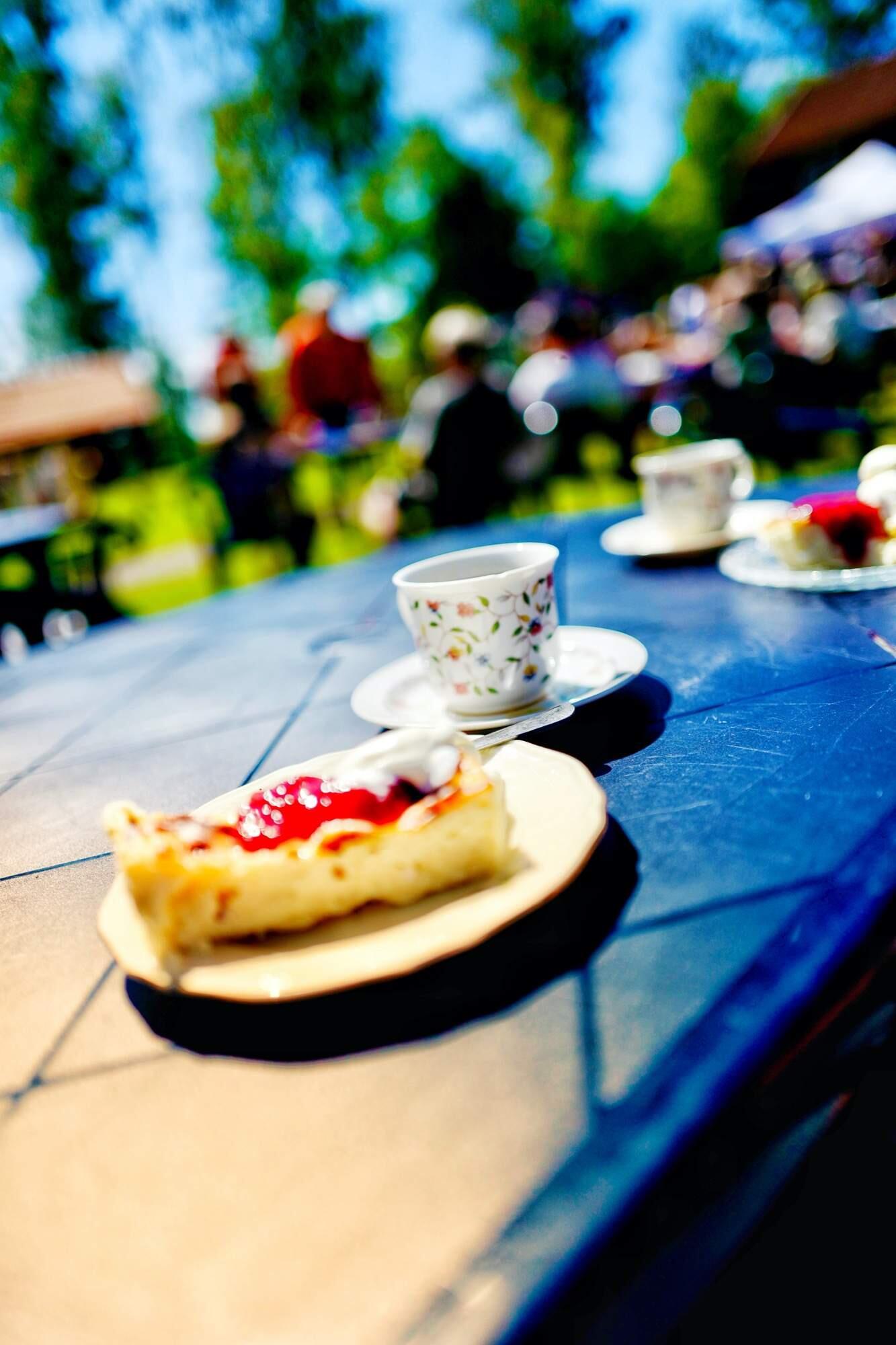 Bild ohne Beschreibung Bild ohne Beschreibung