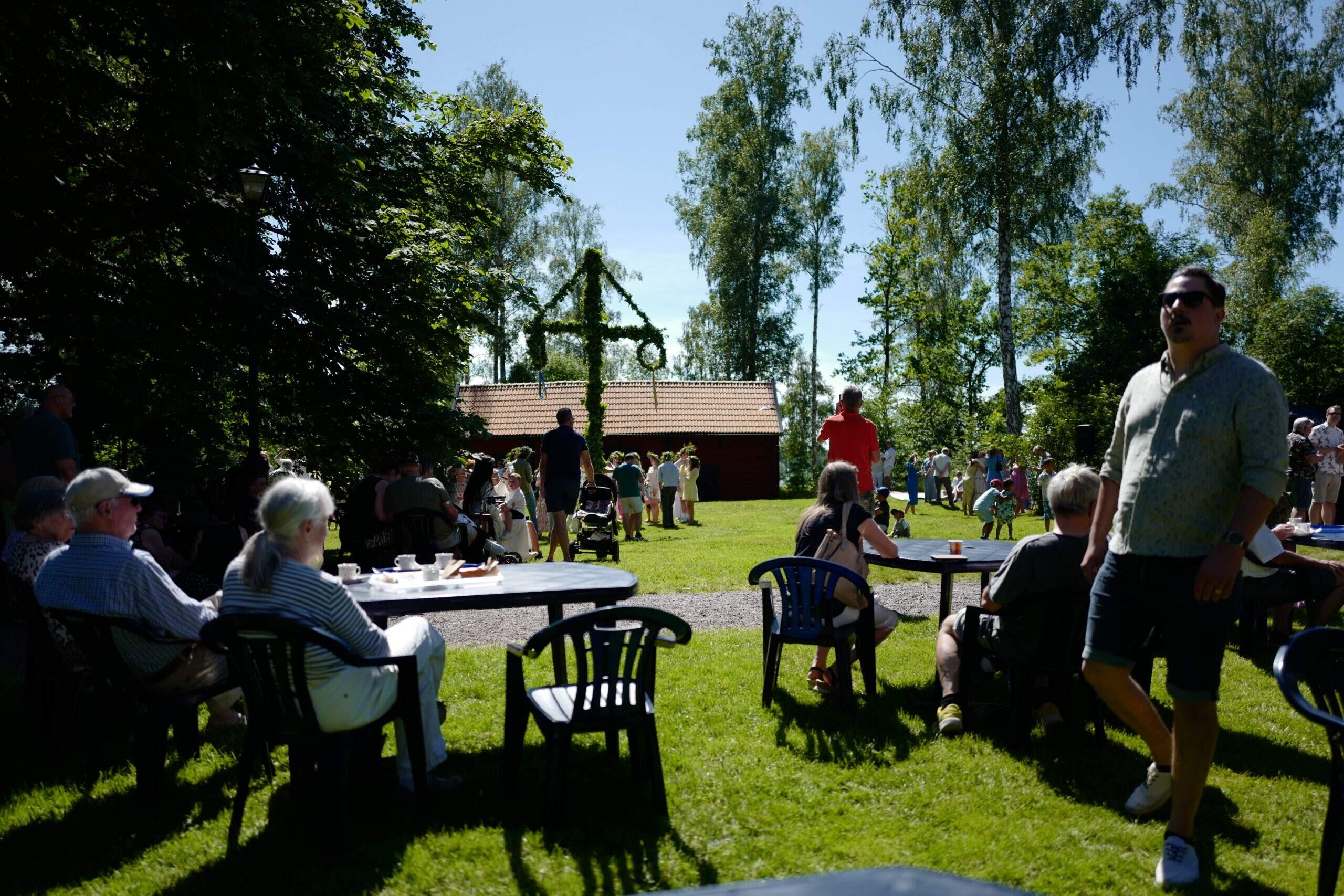 Bild ohne Beschreibung Bild ohne Beschreibung