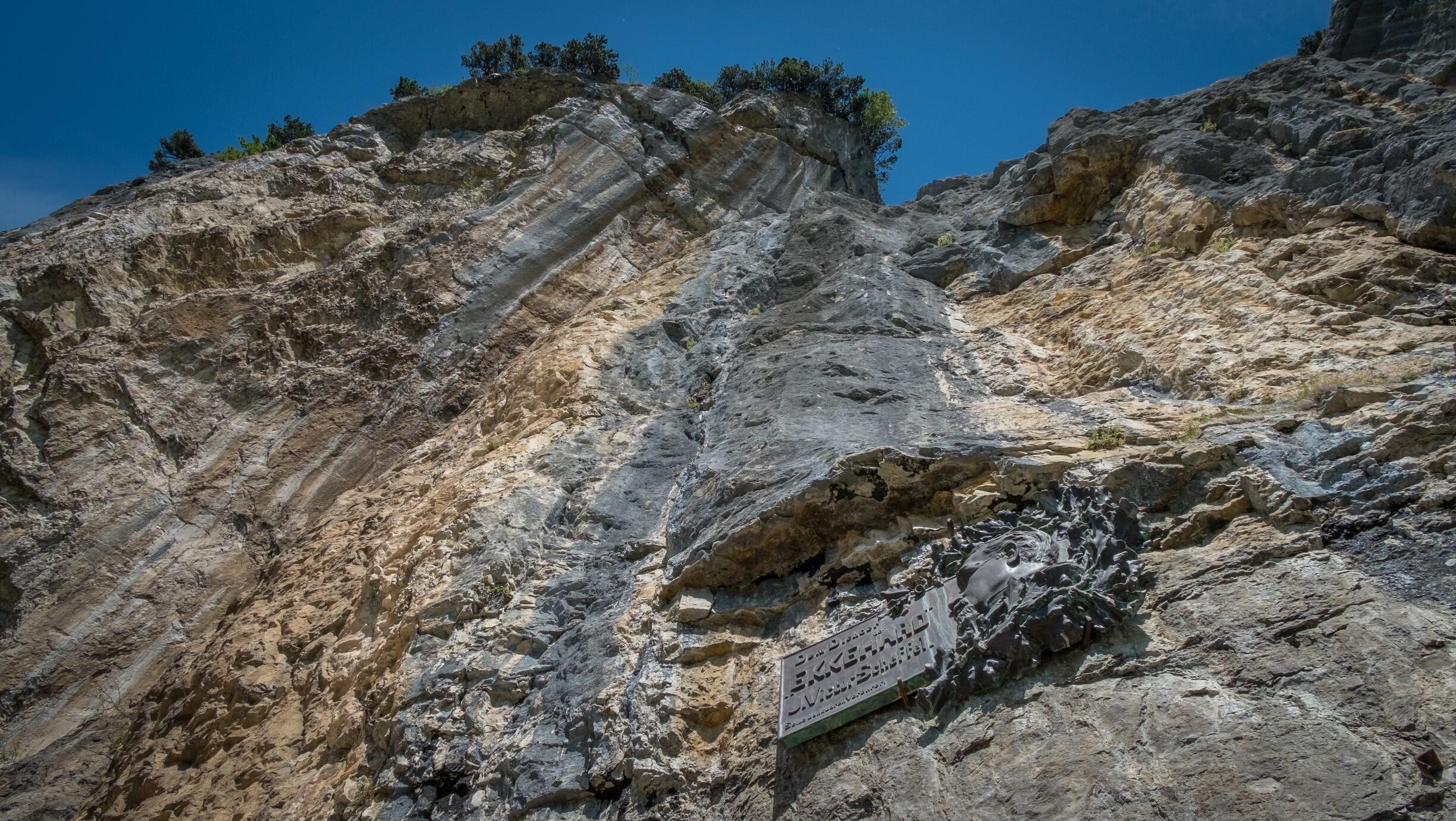Bild ohne Beschreibung Bild ohne Beschreibung
