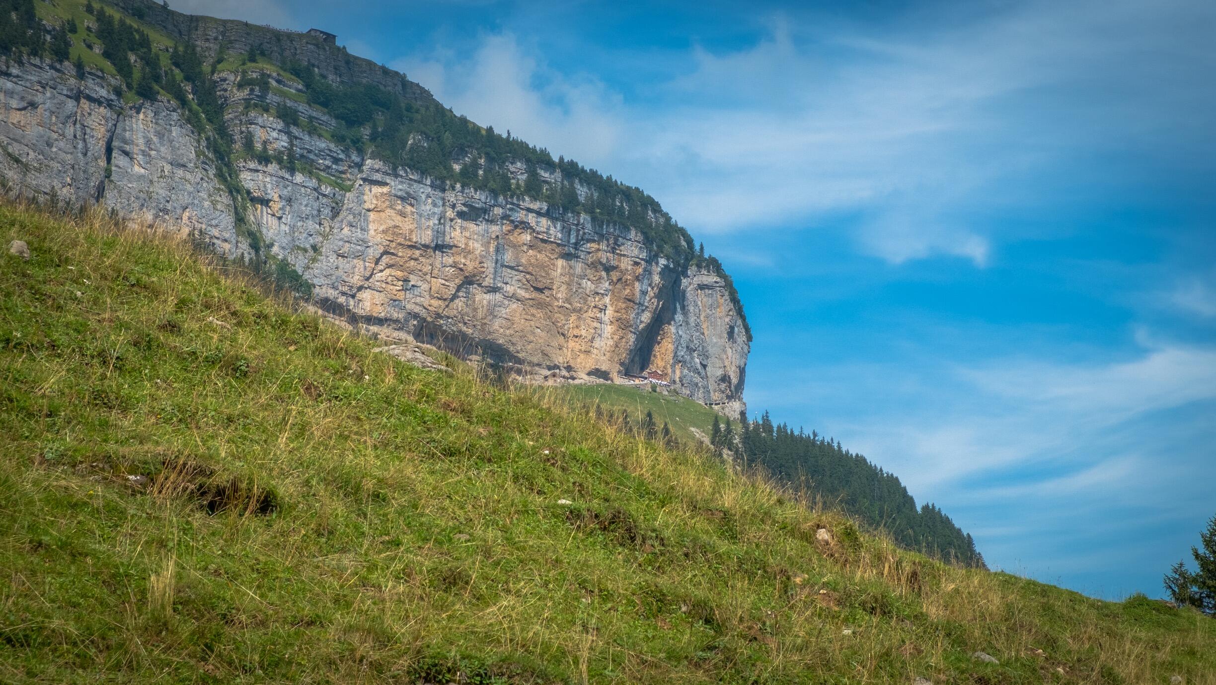 Bild ohne Beschreibung Bild ohne Beschreibung