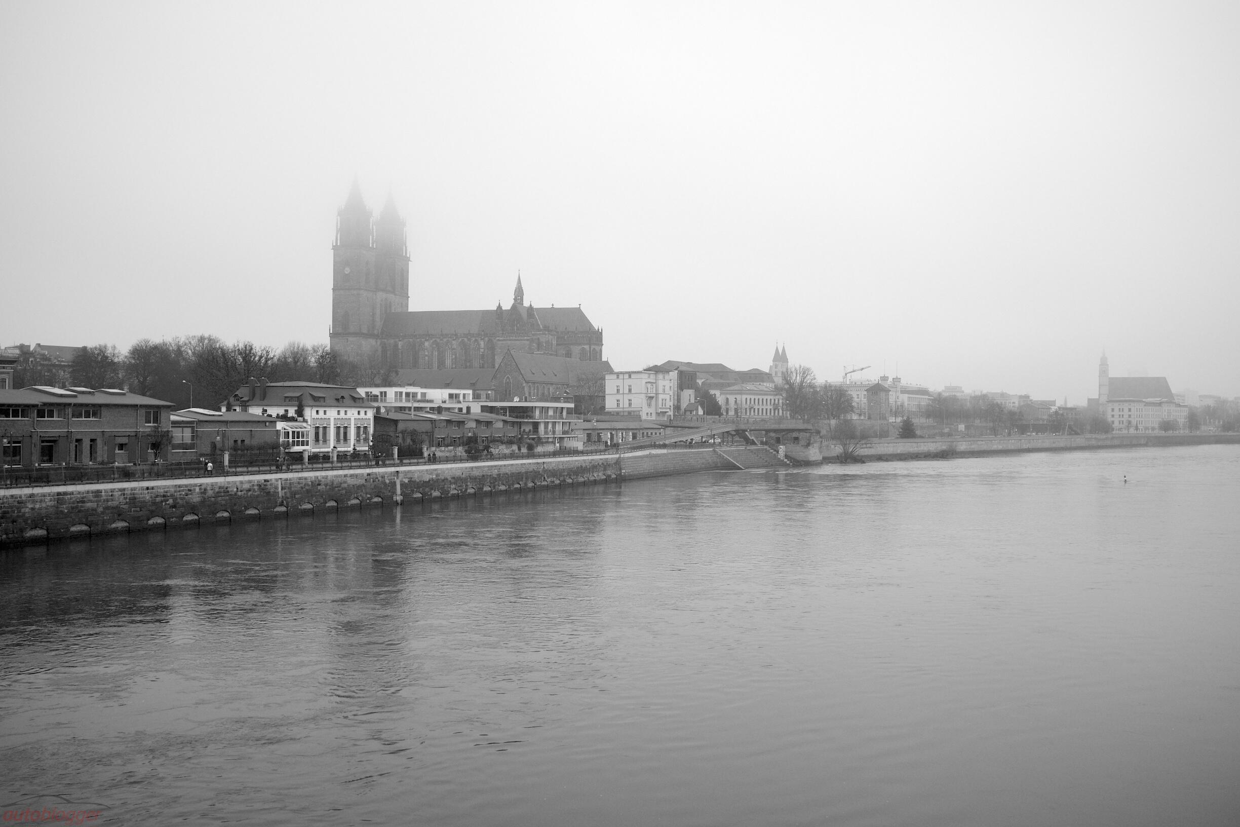 Bild ohne Beschreibung Bild ohne Beschreibung