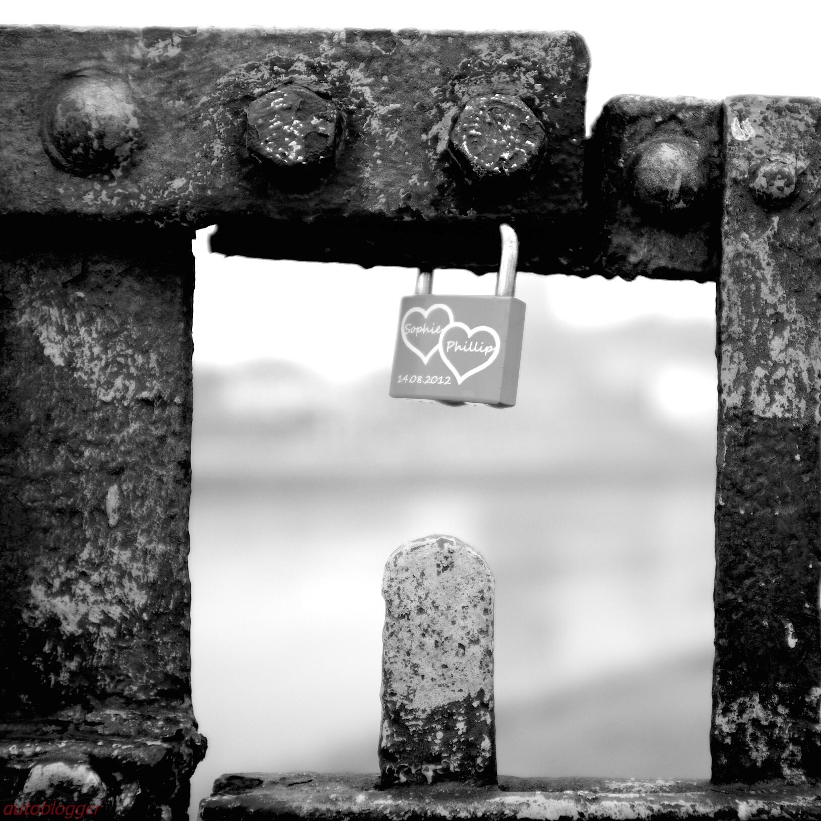 Bild ohne Beschreibung Bild ohne Beschreibung