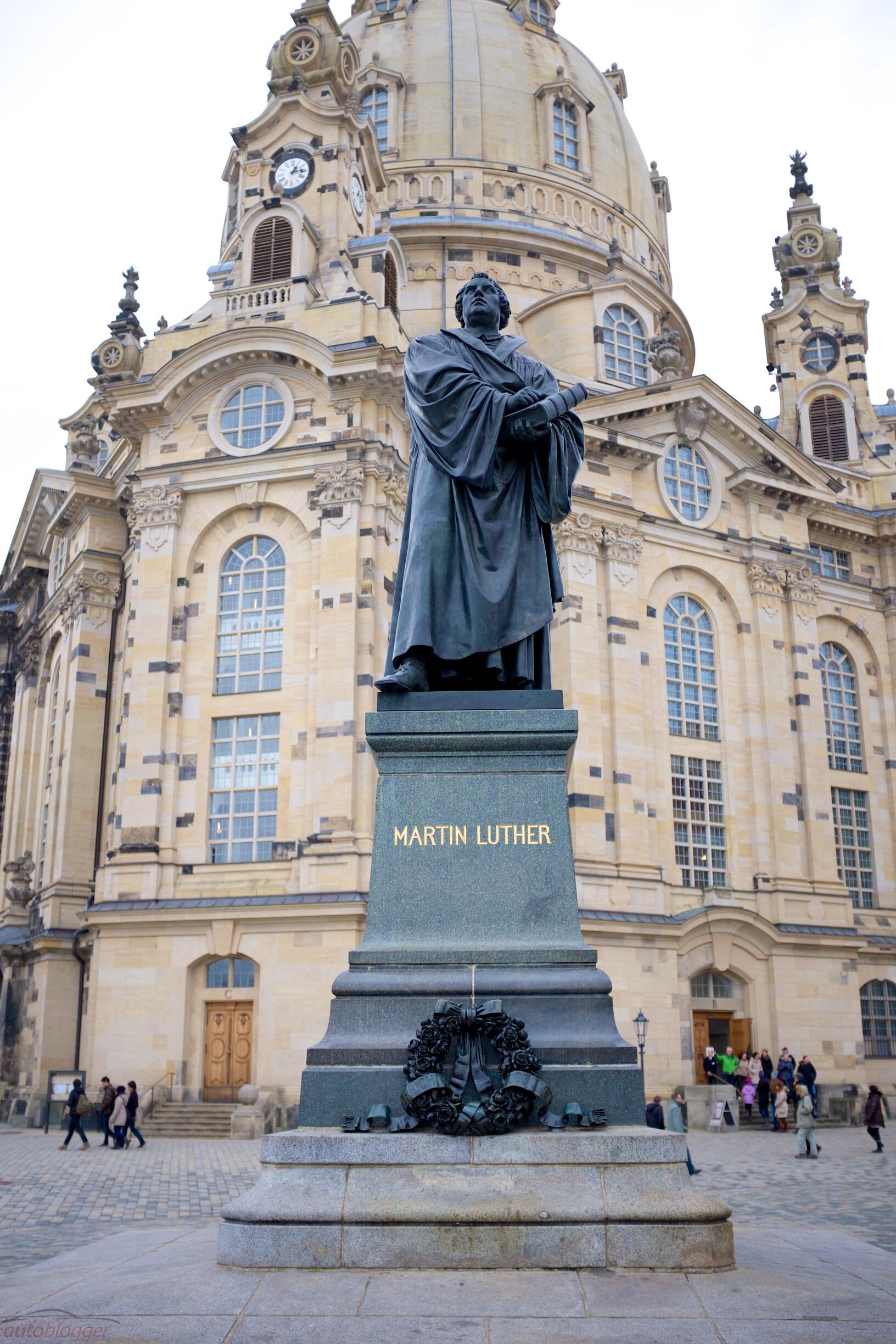 Bild ohne Beschreibung Bild ohne Beschreibung