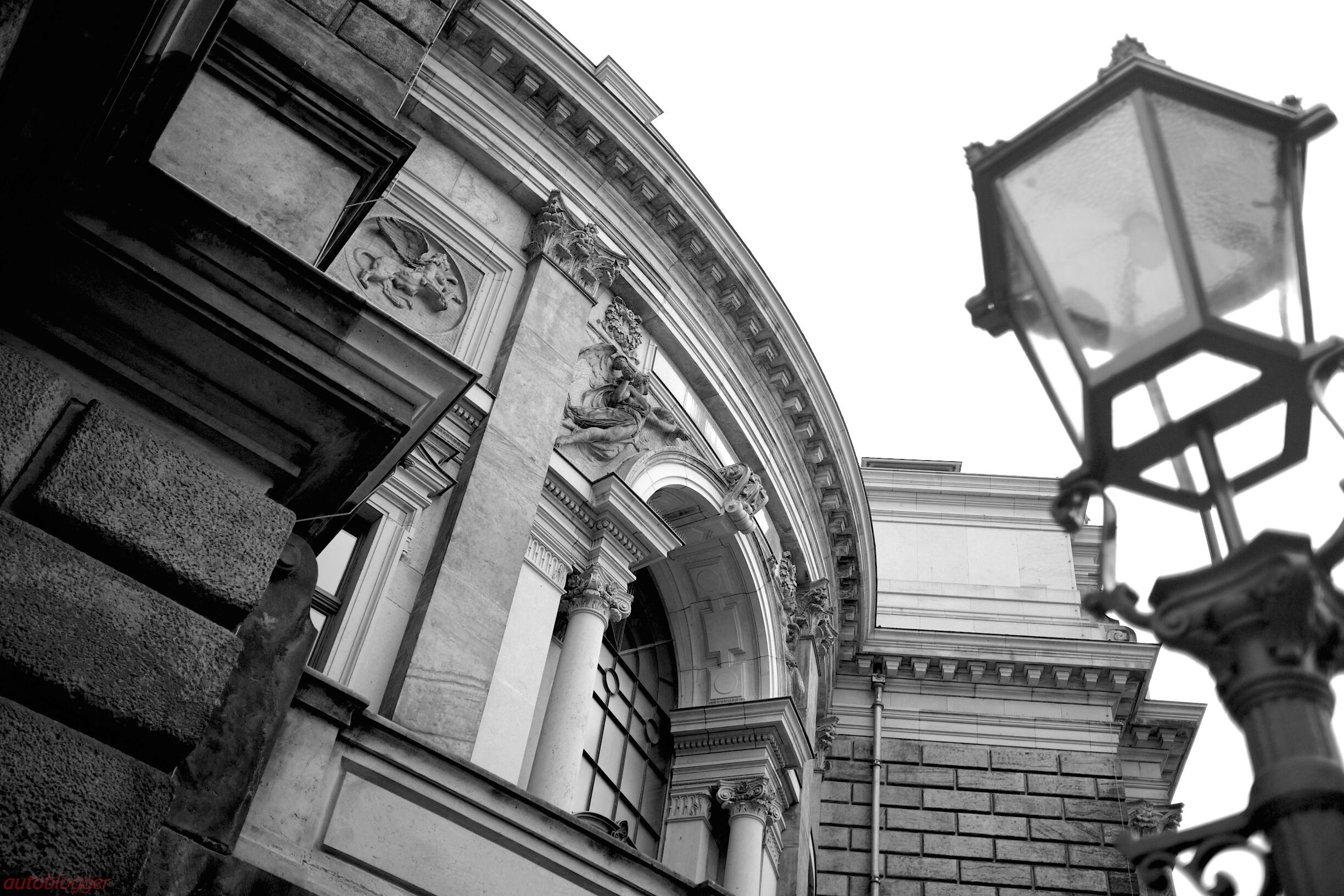 Bild ohne Beschreibung Bild ohne Beschreibung