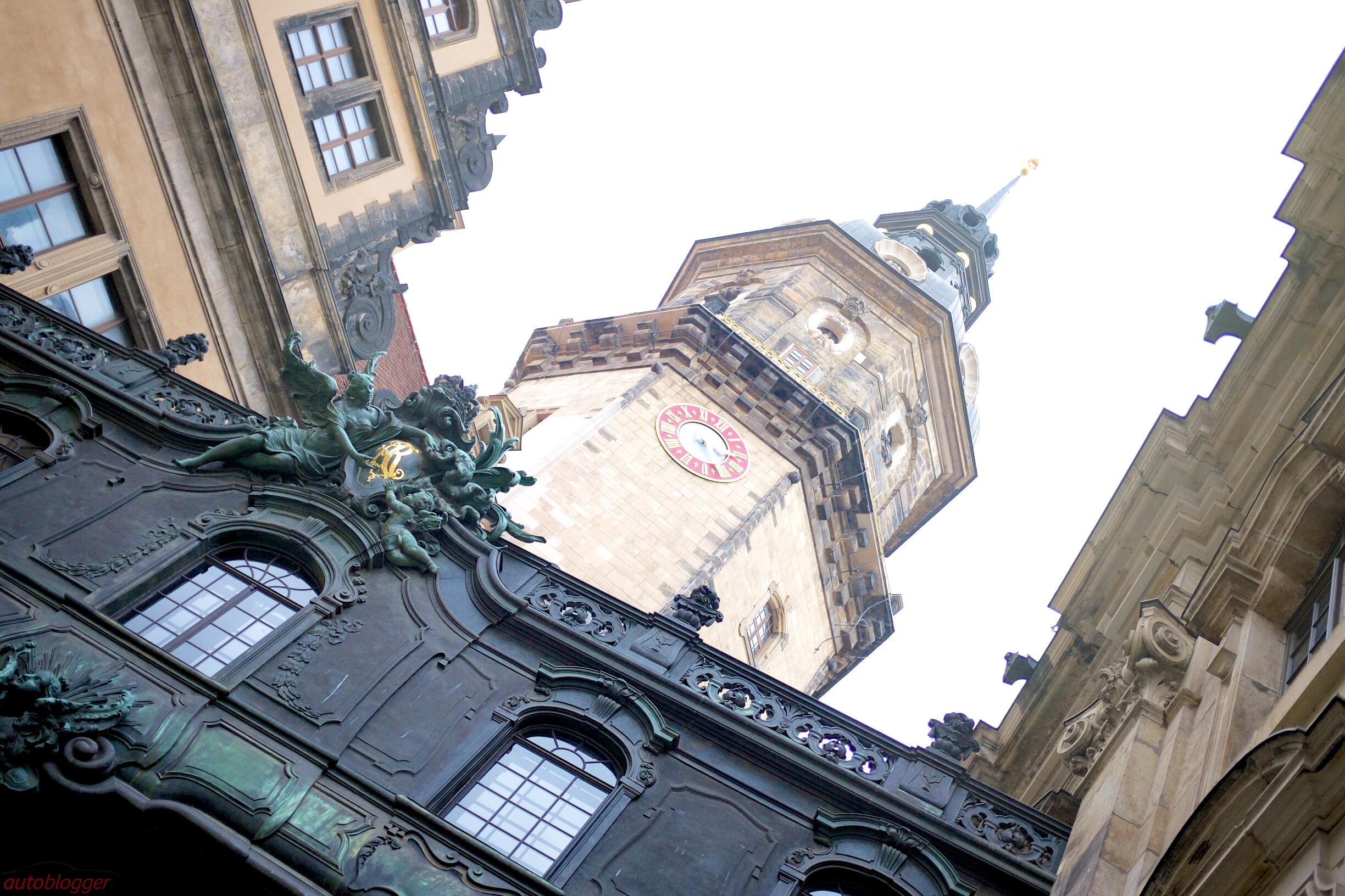 Bild ohne Beschreibung Bild ohne Beschreibung