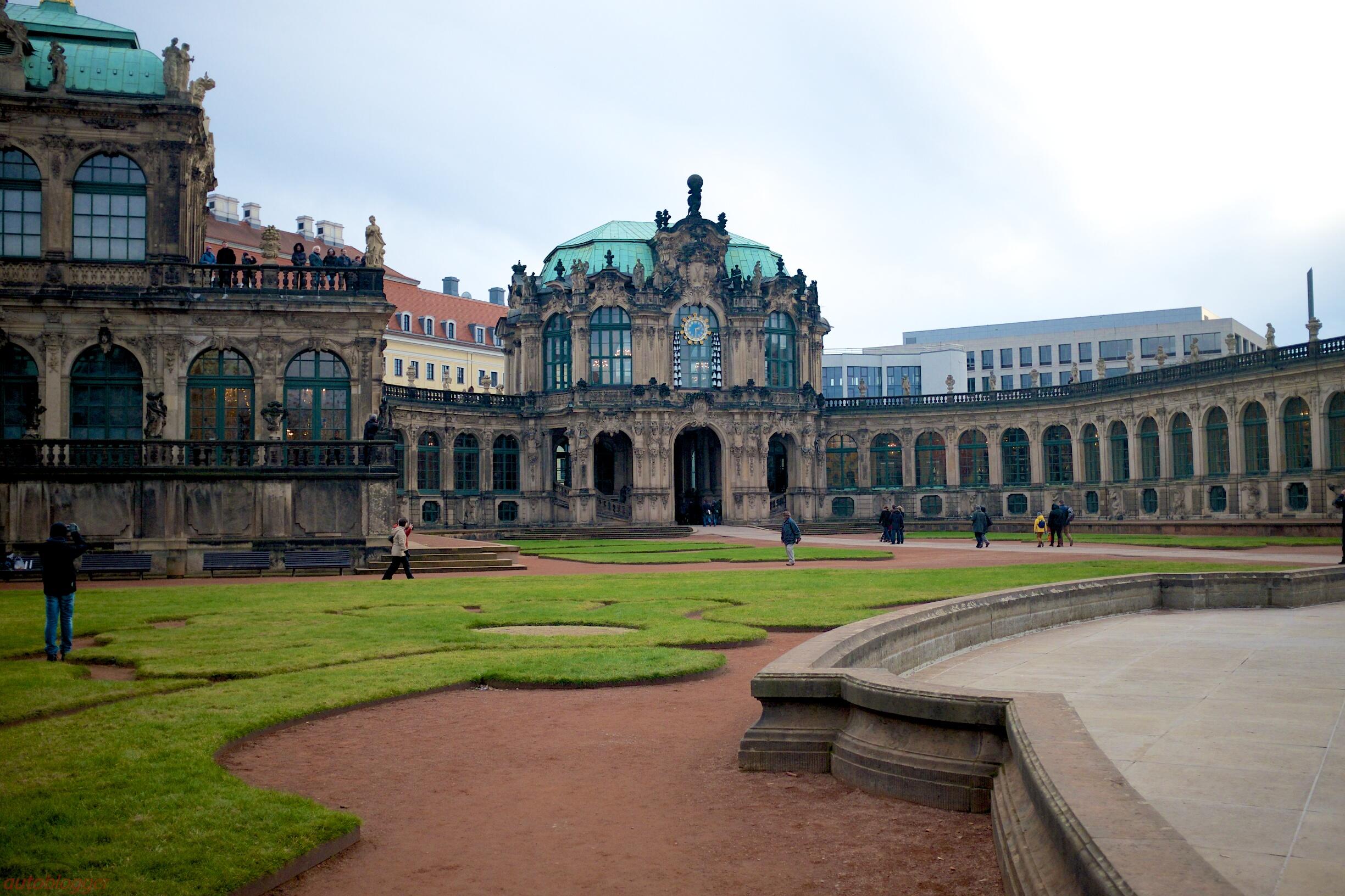 Bild ohne Beschreibung Bild ohne Beschreibung