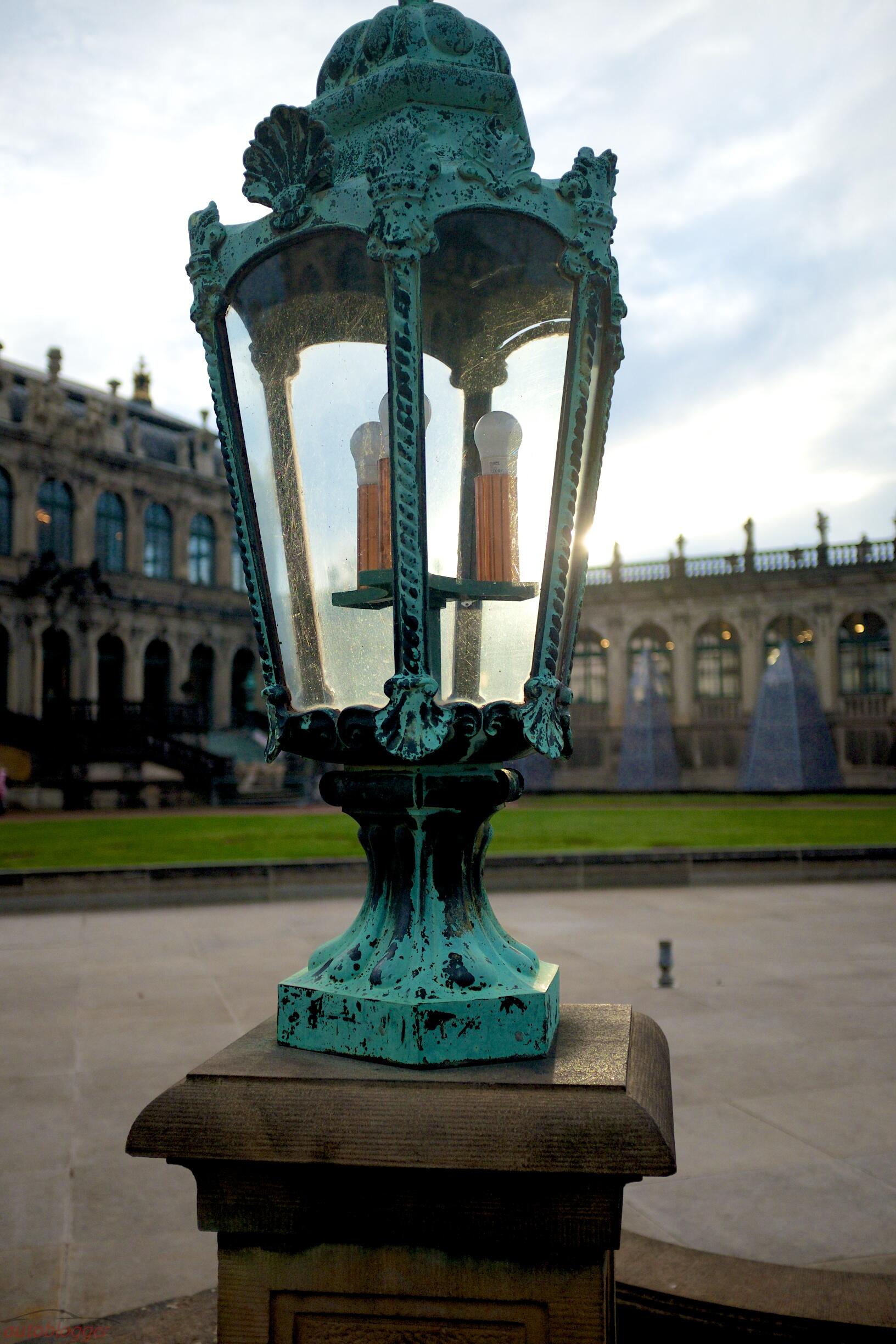 Bild ohne Beschreibung Bild ohne Beschreibung