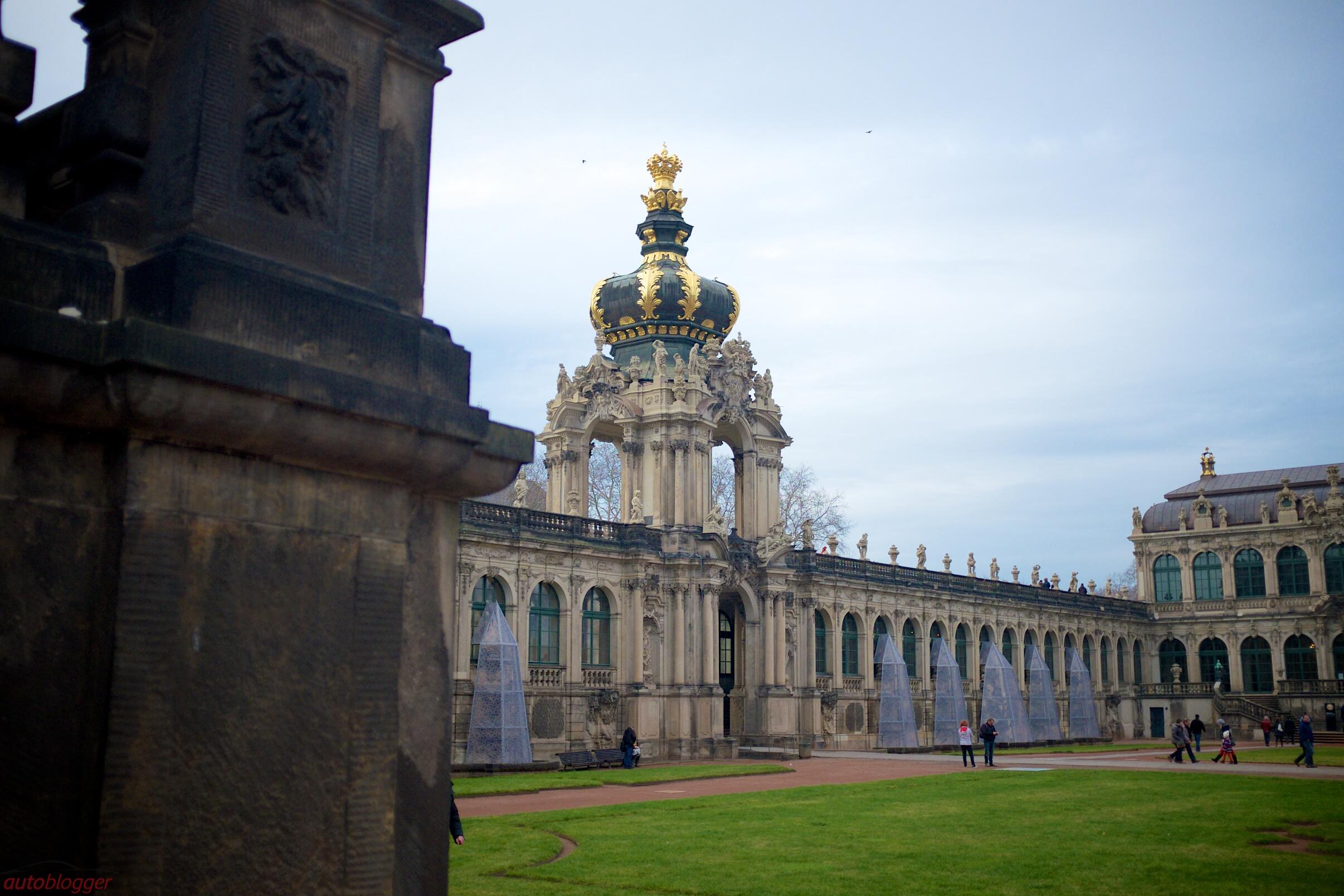 Bild ohne Beschreibung Bild ohne Beschreibung