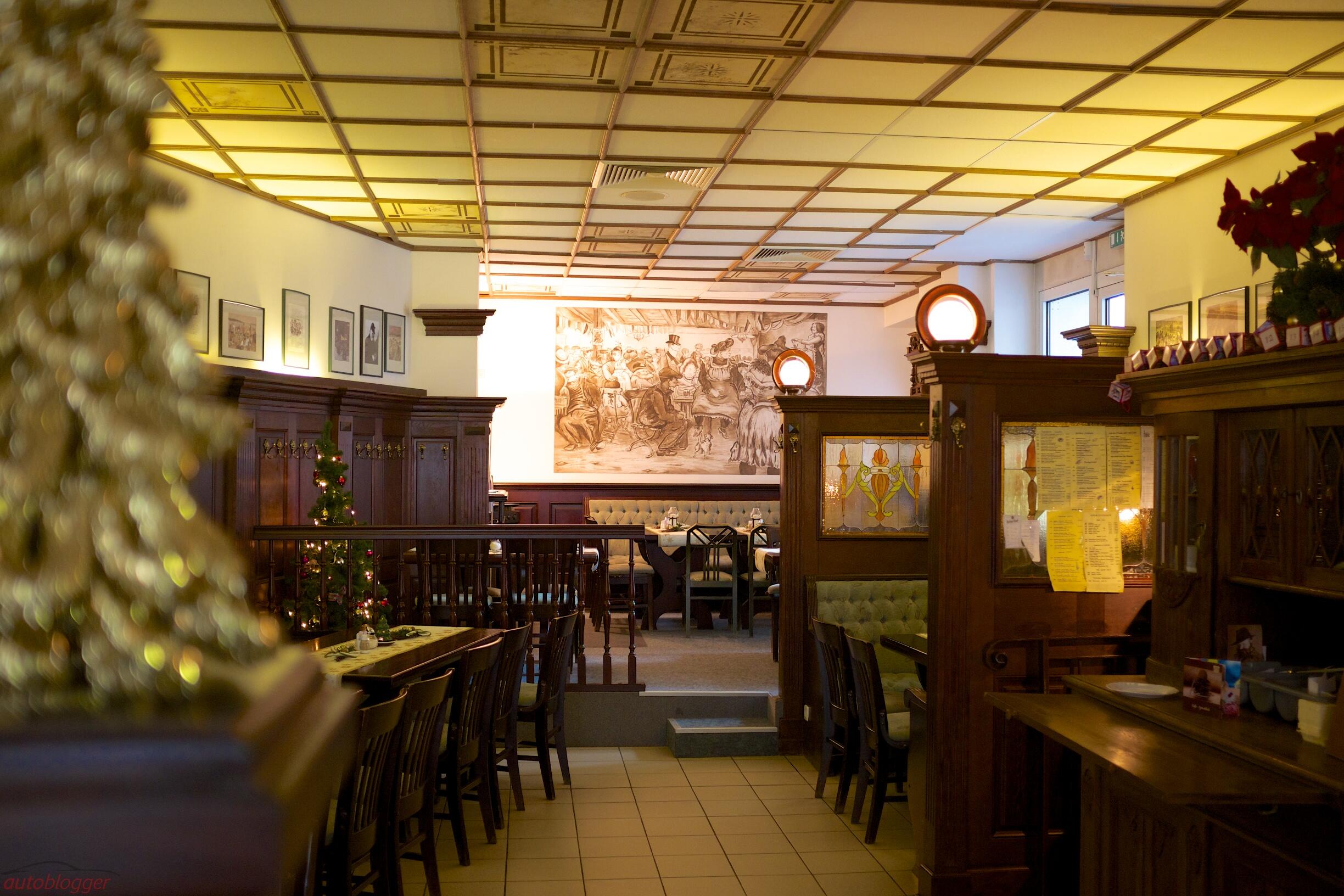 Bild ohne Beschreibung Bild ohne Beschreibung