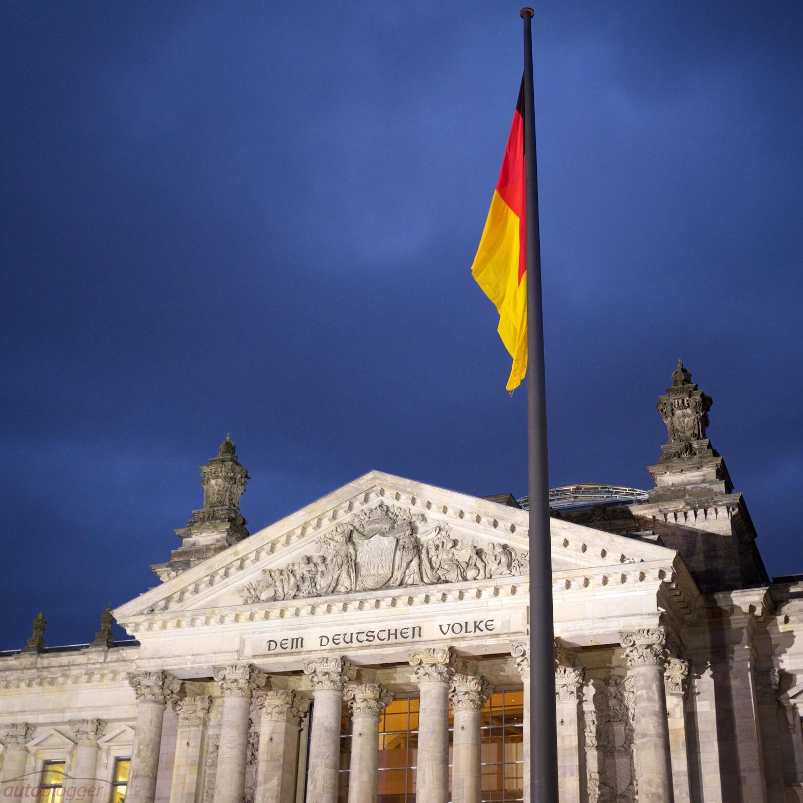 Bild ohne Beschreibung Bild ohne Beschreibung