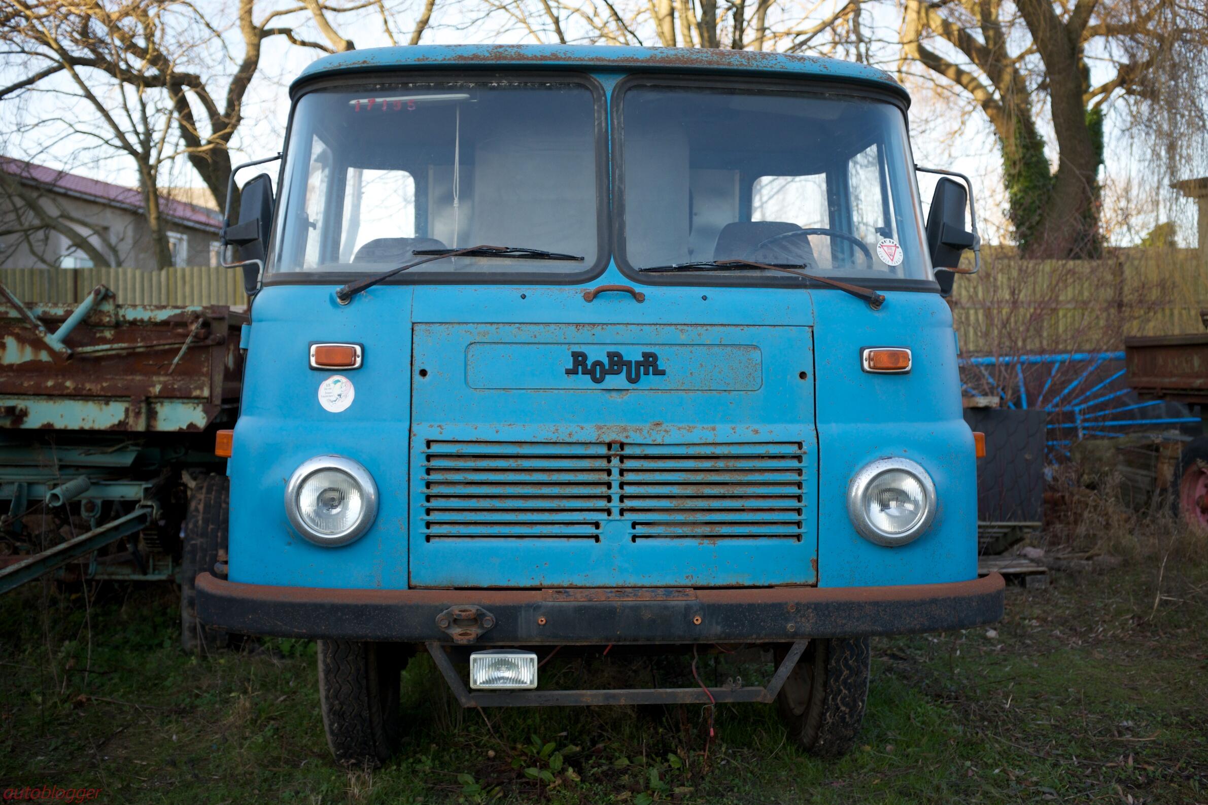 Bild ohne Beschreibung Bild ohne Beschreibung